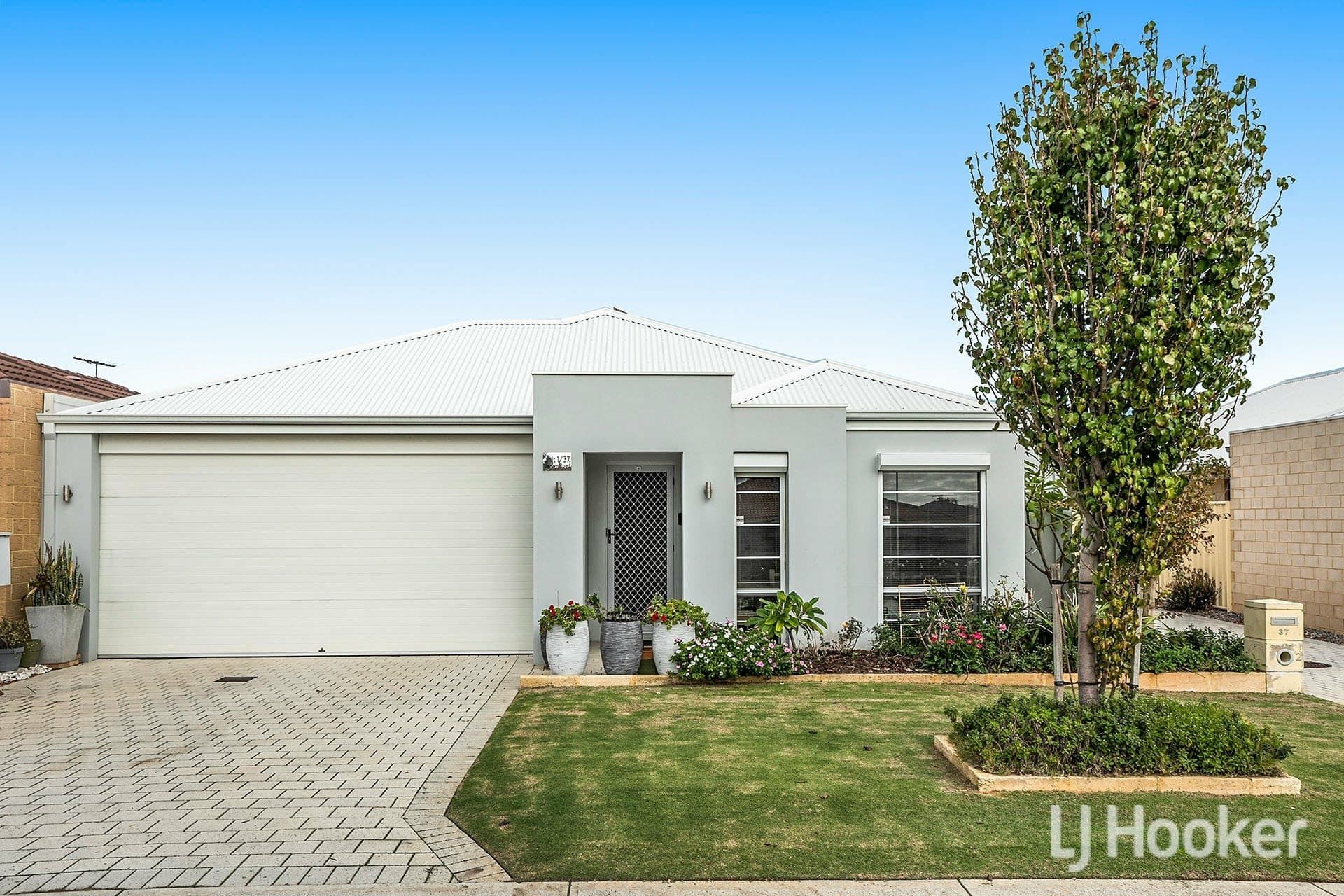 1/37 Birnam Road Canning Vale WA, Canning Vale - Image 1