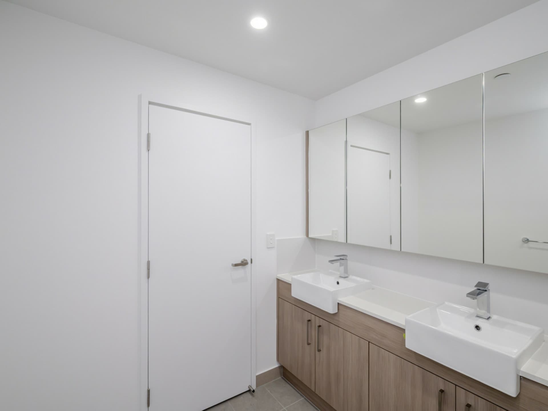 407/14 Leila Street Cannington WA, Cannington - Image 1