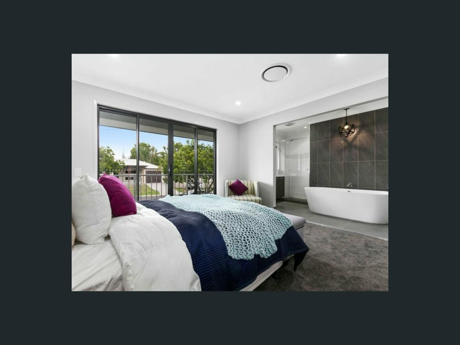 34 Shrapnel Road Cannon Hill QLD, Morningside - Thumbnail 8