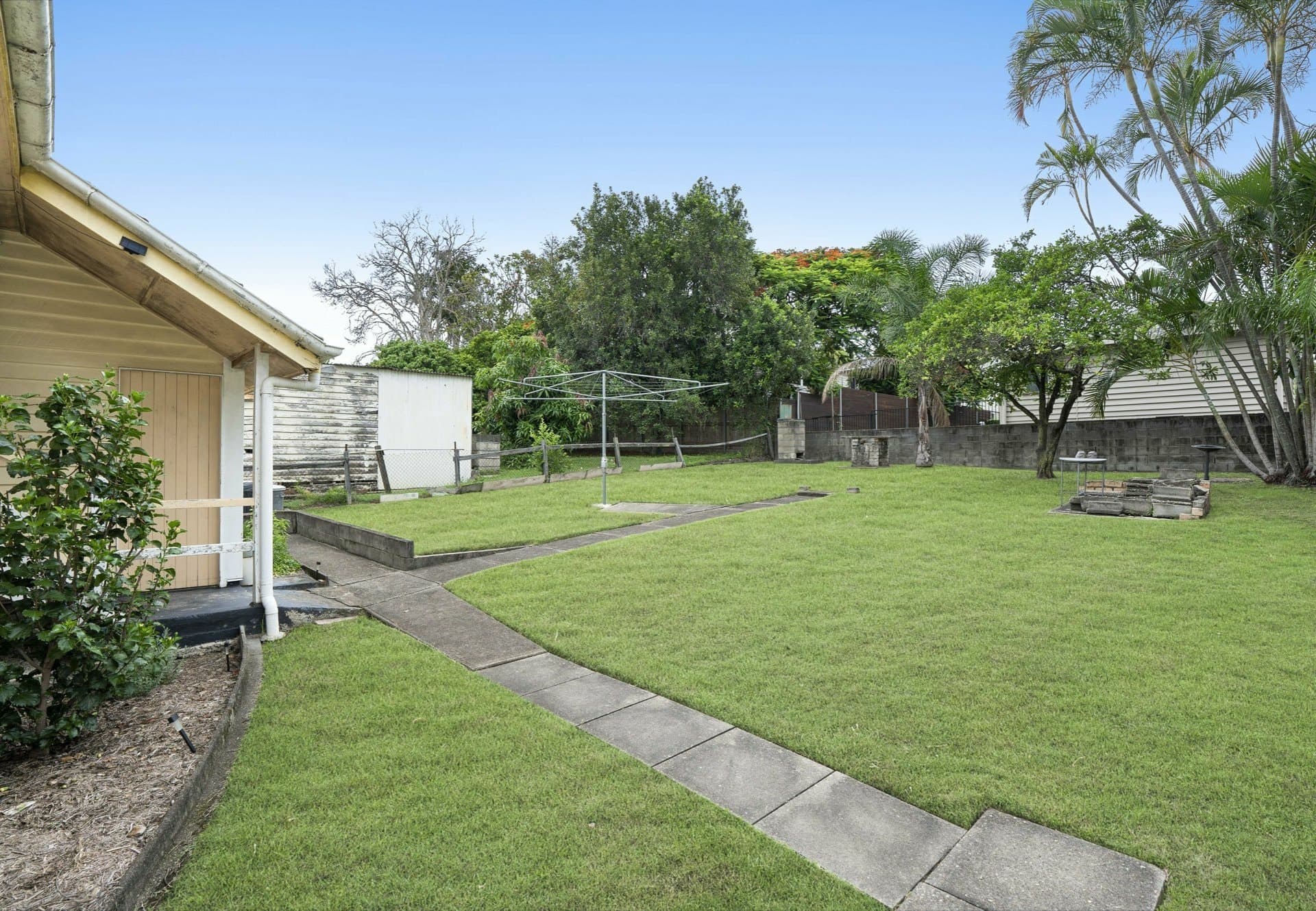 7 Dahlia Street Cannon Hill QLD, Cannon Hill - Image 1