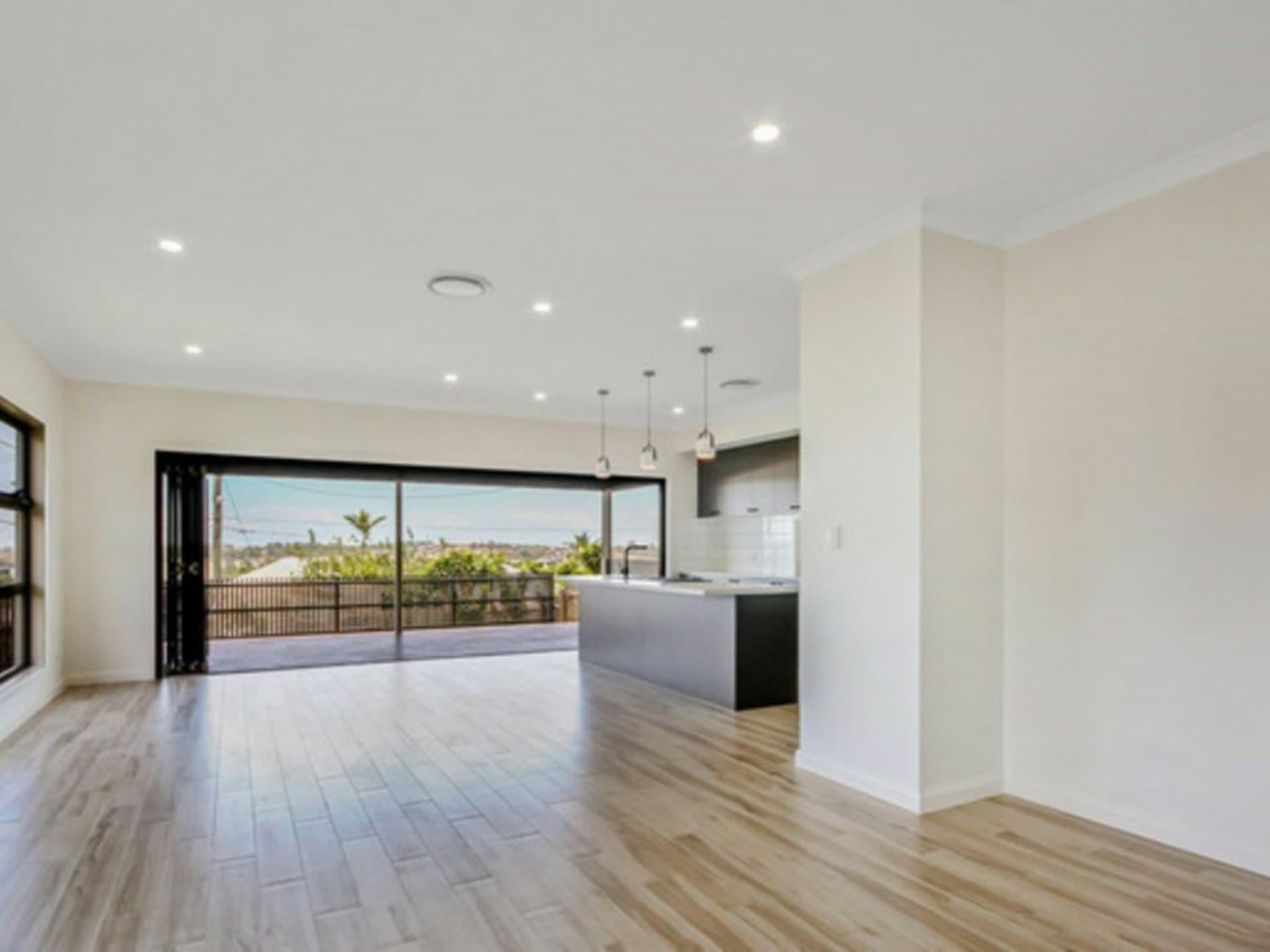 85 Erica Street Cannon Hill QLD, Cannon Hill - Thumbnail 8