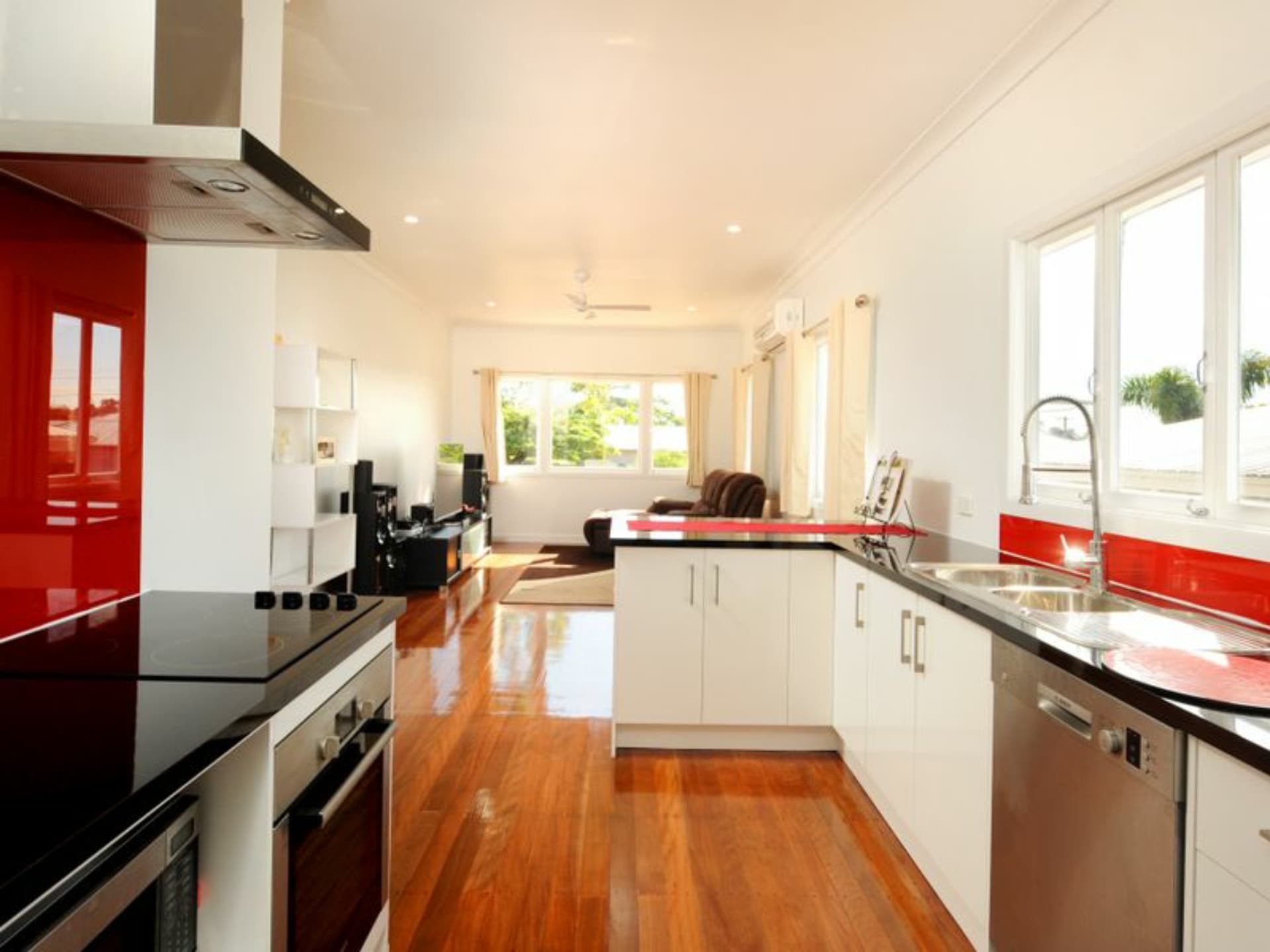 157 Dahlia Street Cannon Hill QLD, Cannon Hill - Image 1