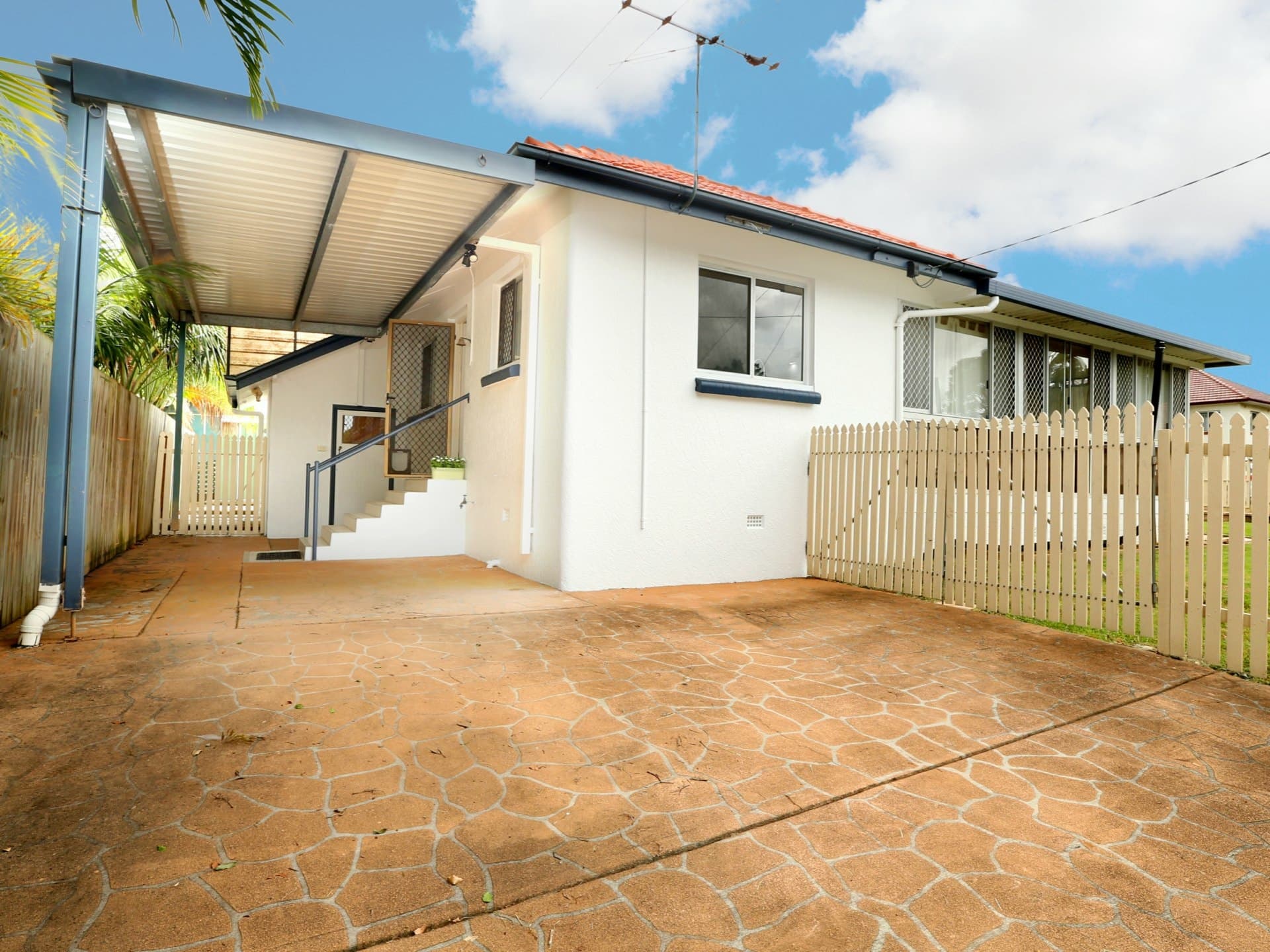 4 Delsie street Cannon Hill QLD, Cannon Hill - Thumbnail 4