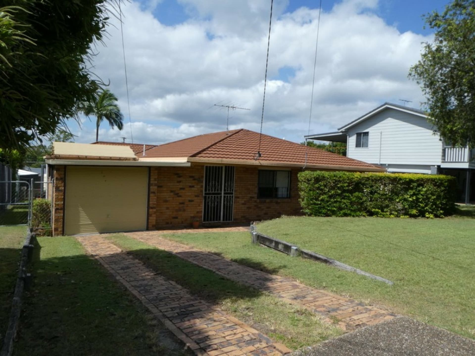 10 Handsworth Street Capalaba QLD, Capalaba - Image 1
