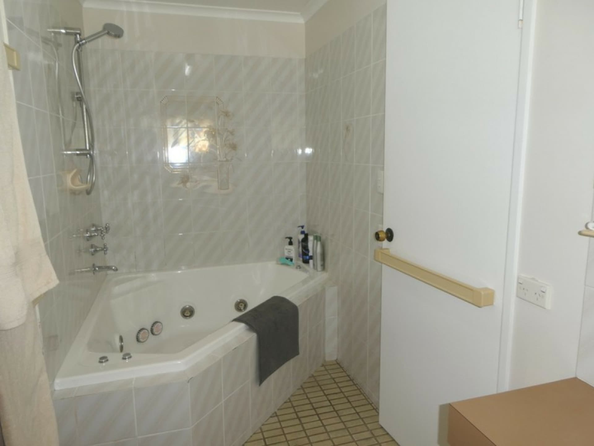 10 Handsworth Street Capalaba QLD, Capalaba - Thumbnail 8