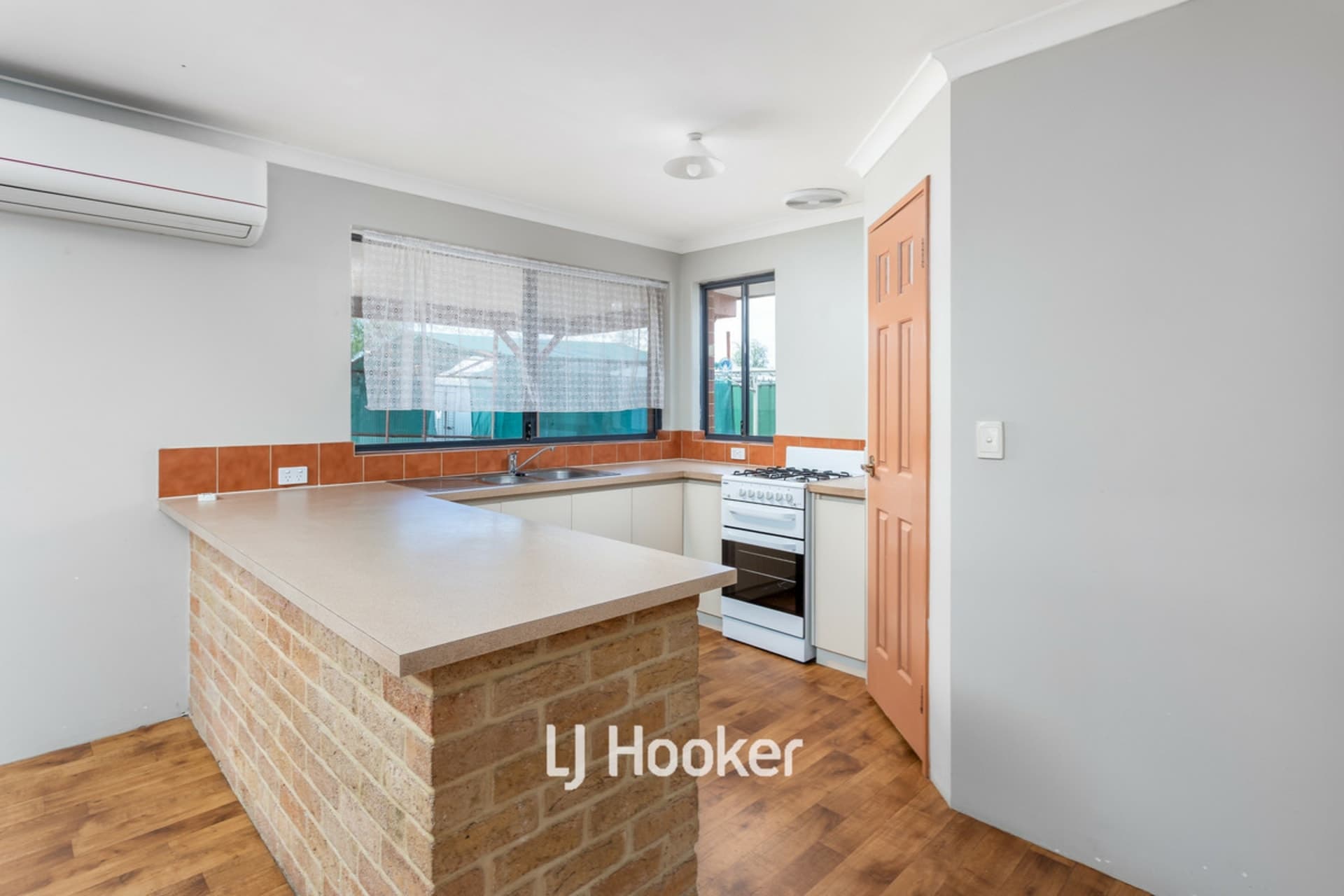 6 Brockman Street Capel WA, Capel - Thumbnail 3