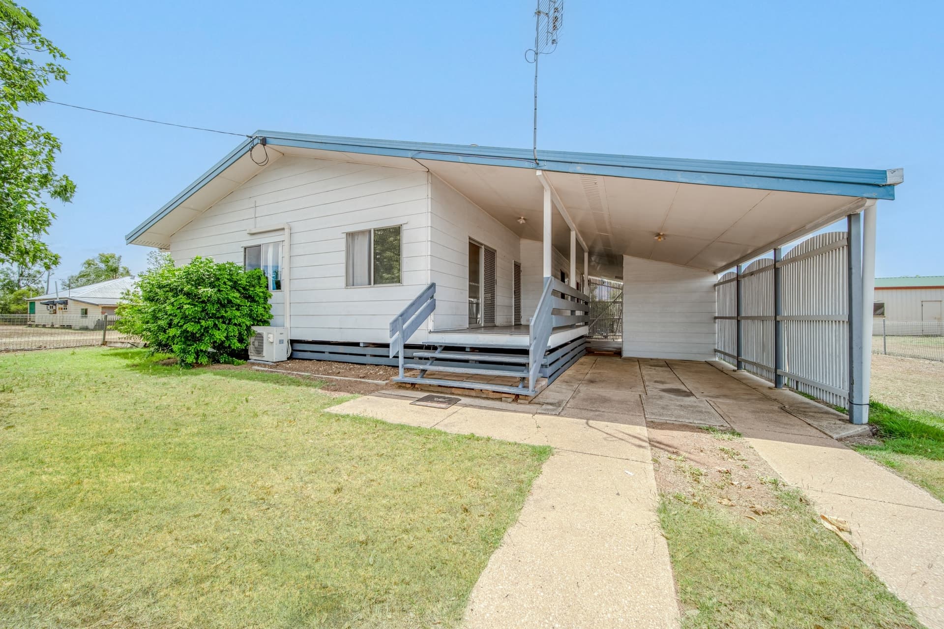 11 Slider Street Capella QLD, Capella - Thumbnail 2