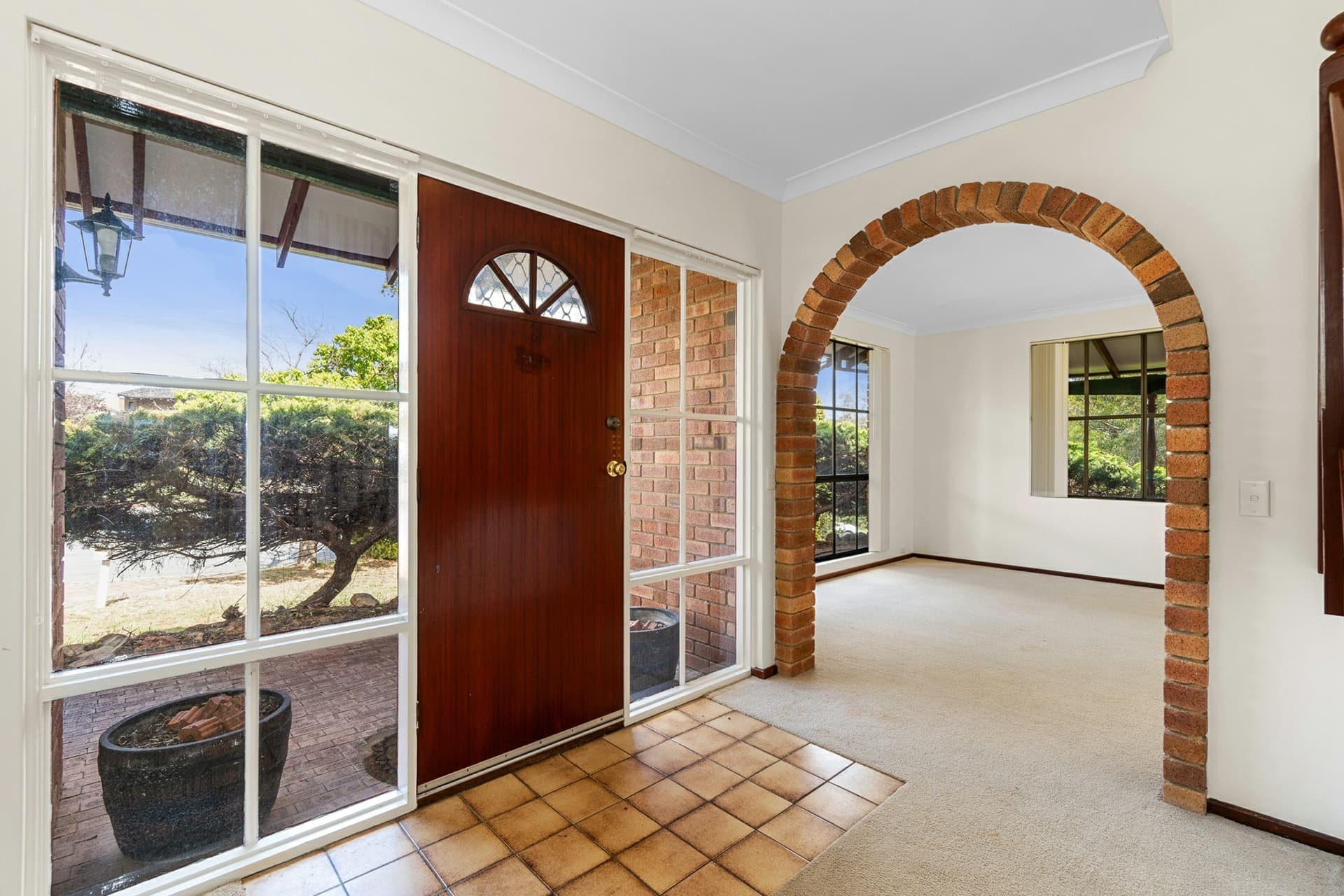 9 Parant Place Carine WA, Carine - Thumbnail 3