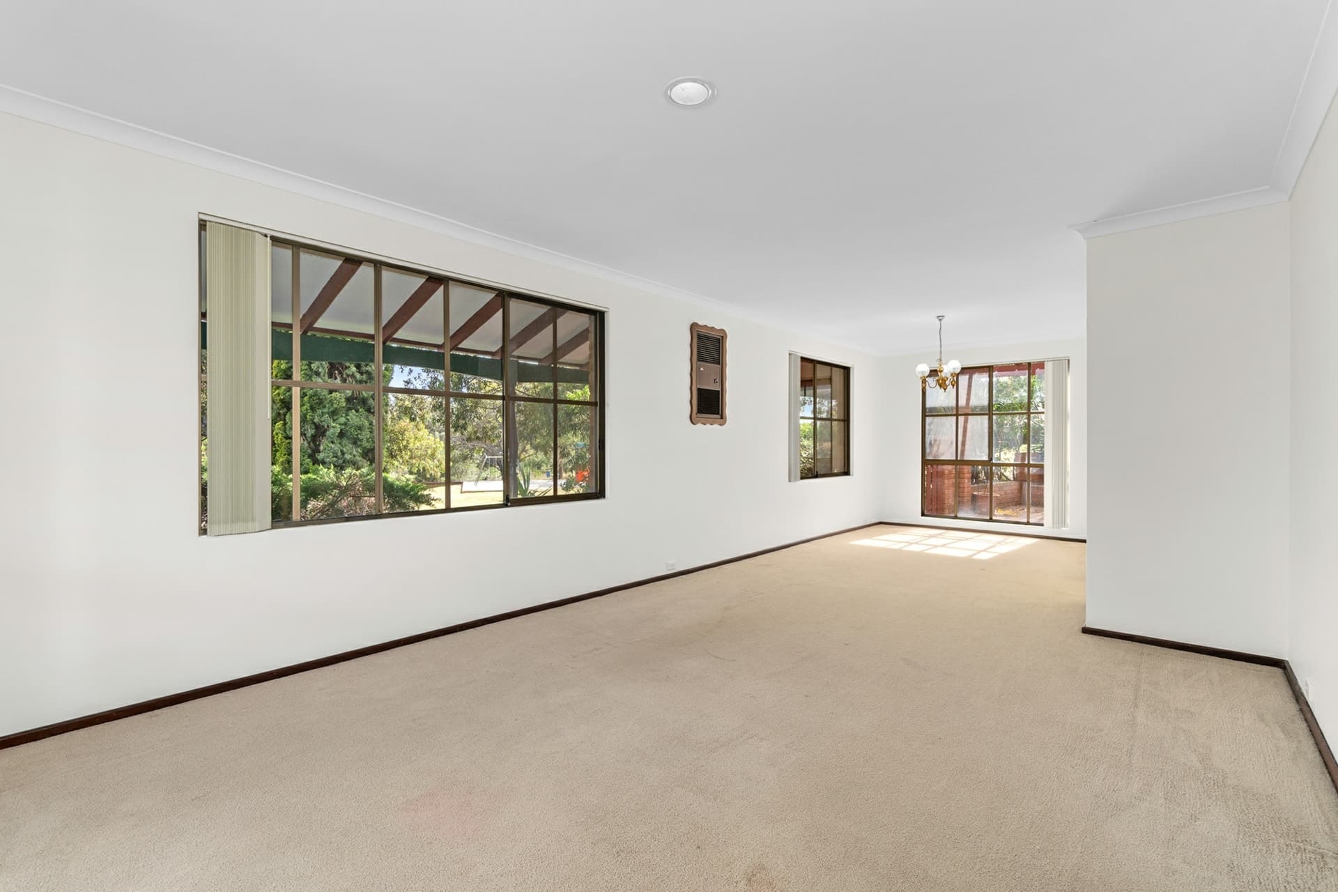 9 Parant Place Carine WA, Carine - Thumbnail 7