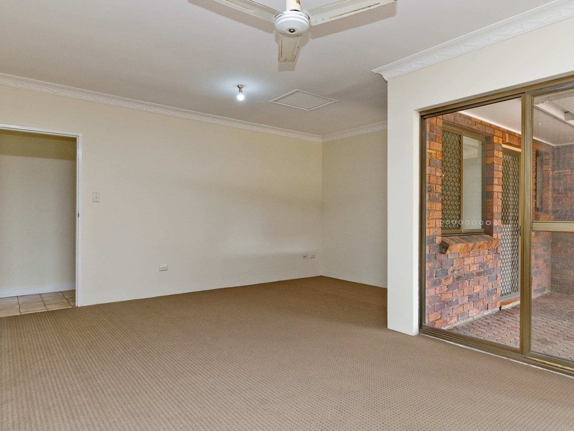 53 Whitehorse Street Carseldine QLD, Carseldine - Thumbnail 7