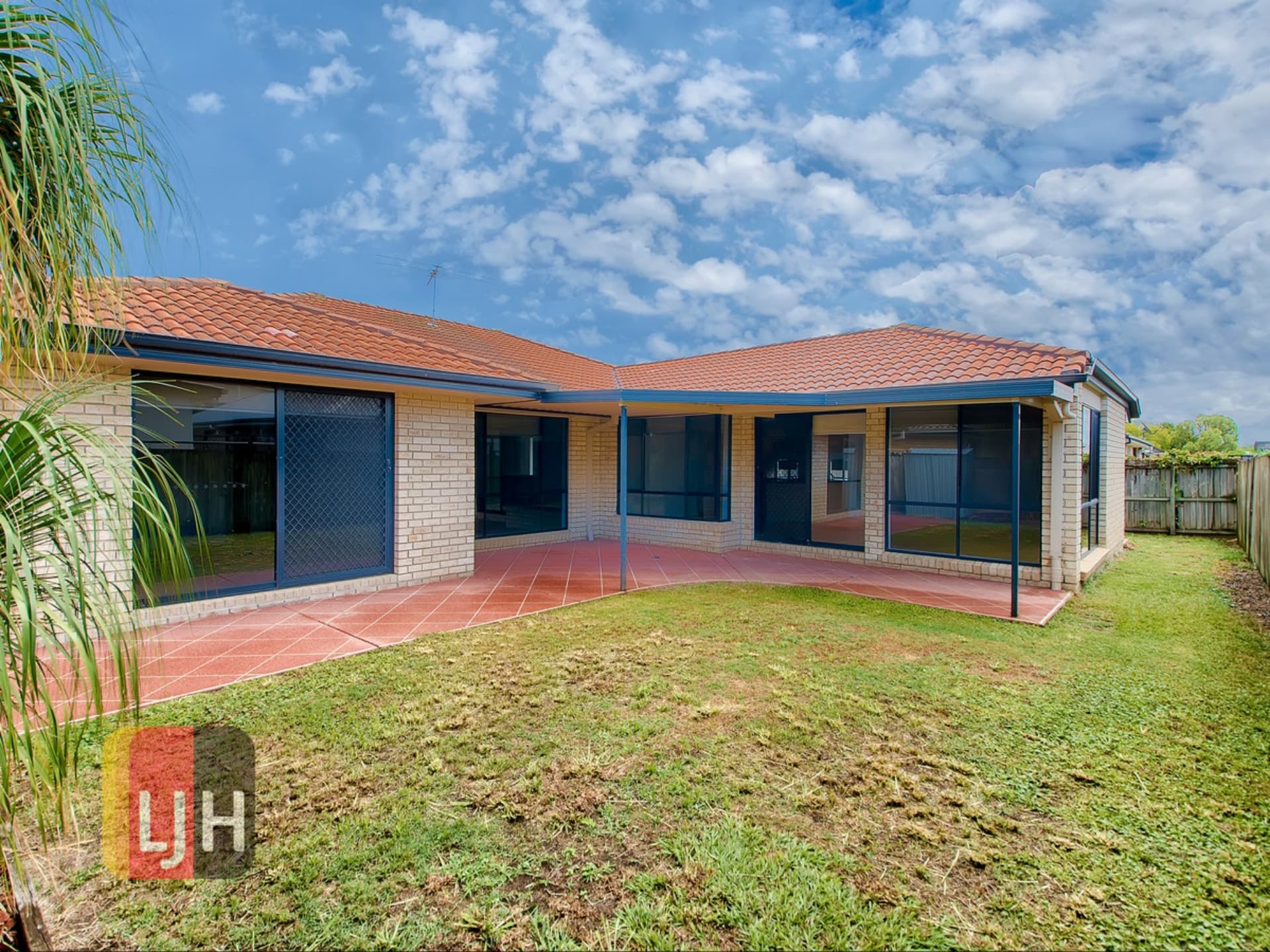 22 Ibiza Place Carseldine QLD, Carseldine - Image 1