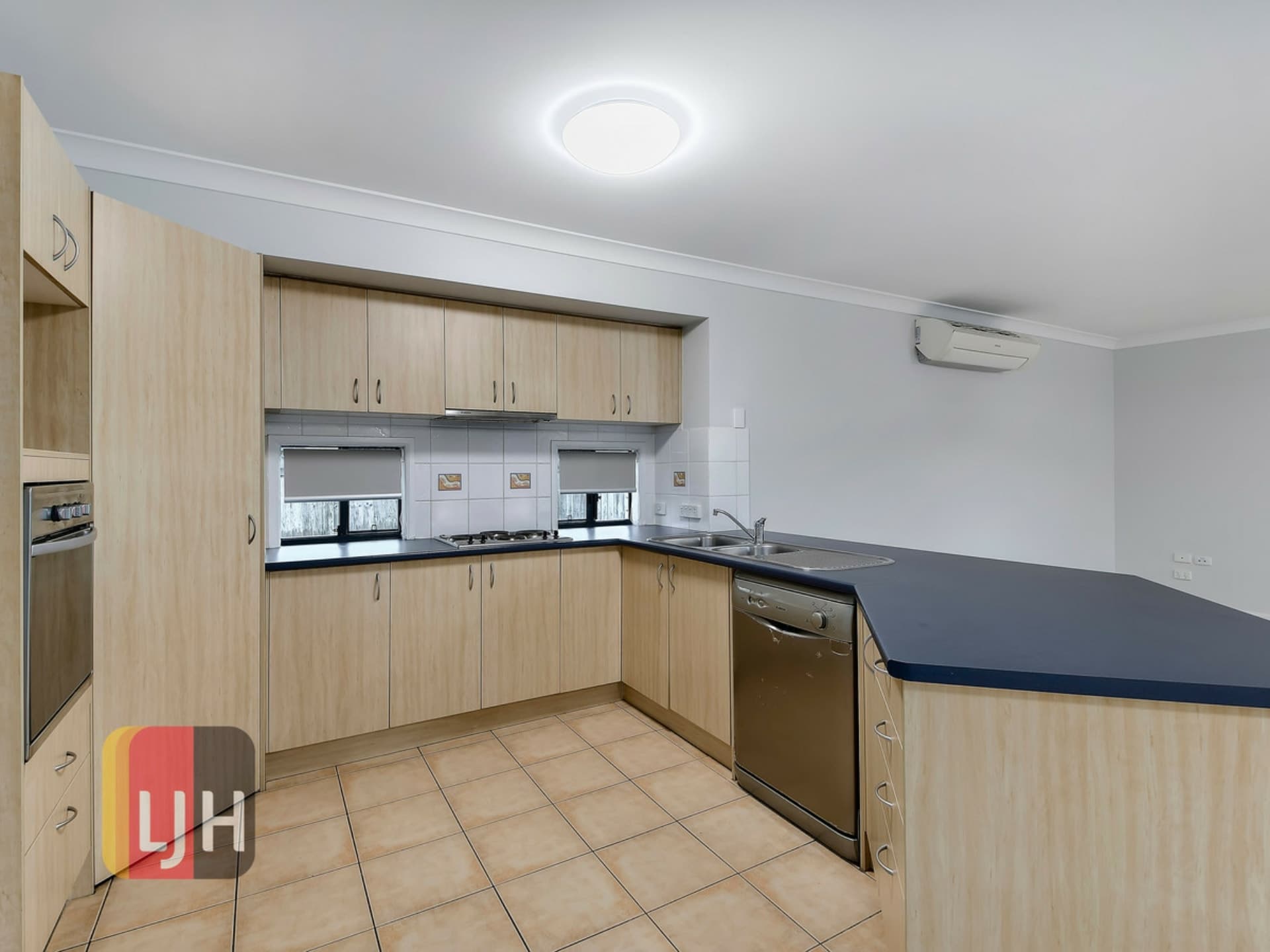 22 Ibiza Place Carseldine QLD, Carseldine - Thumbnail 5