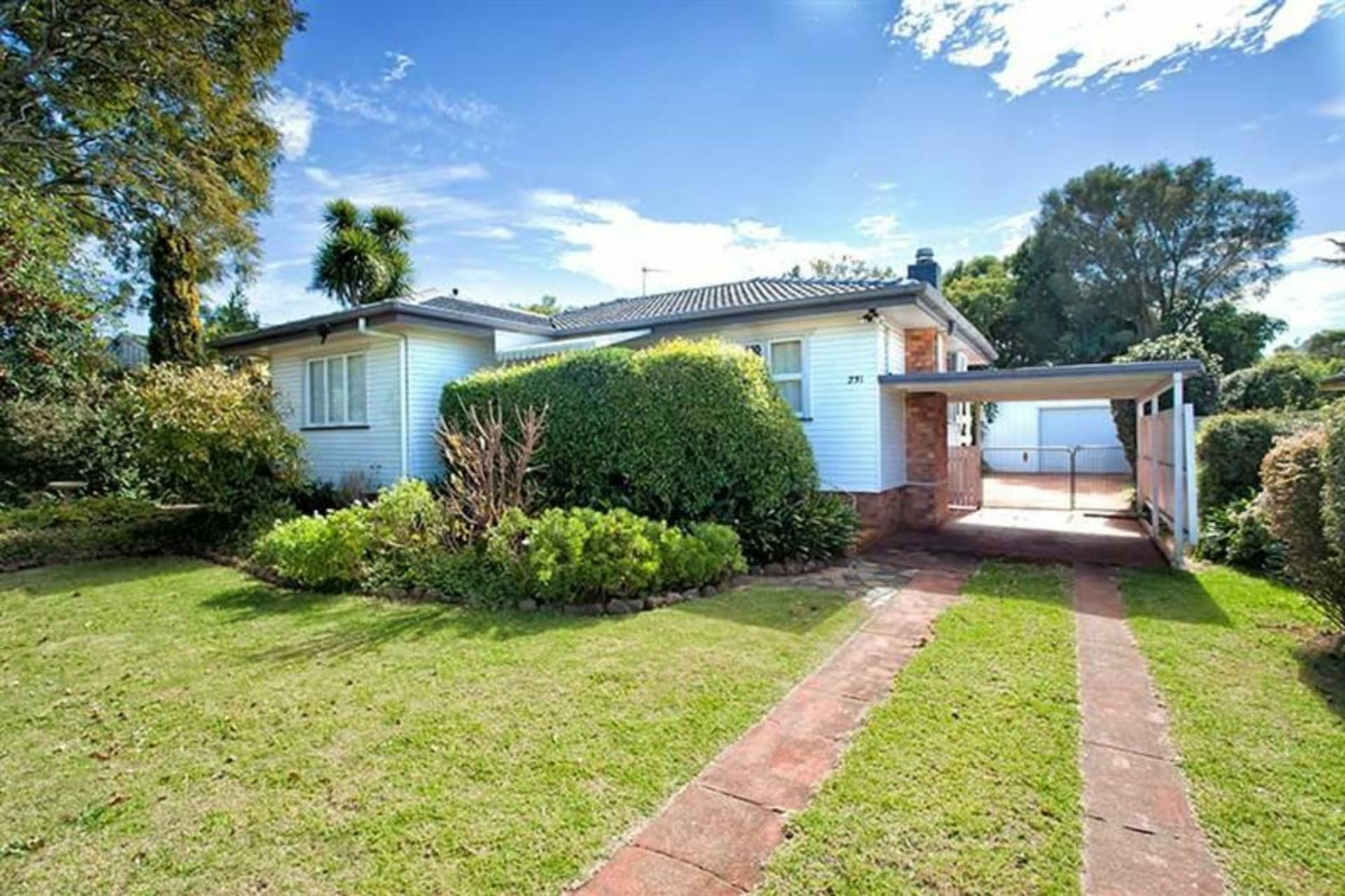 231 Alderley Street Centenary Heights QLD, Centenary Heights - Thumbnail 2
