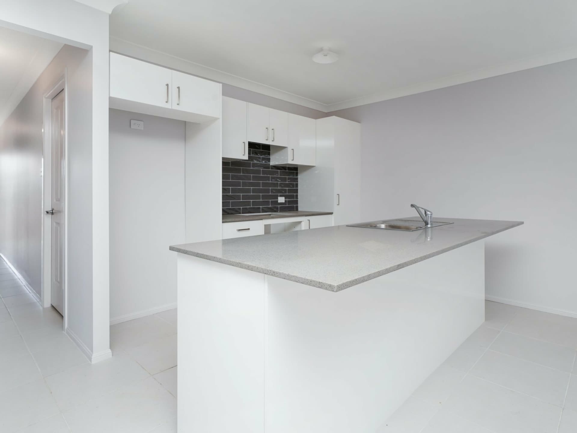 2/10A King Street Cessnock NSW, Cessnock - Thumbnail 4