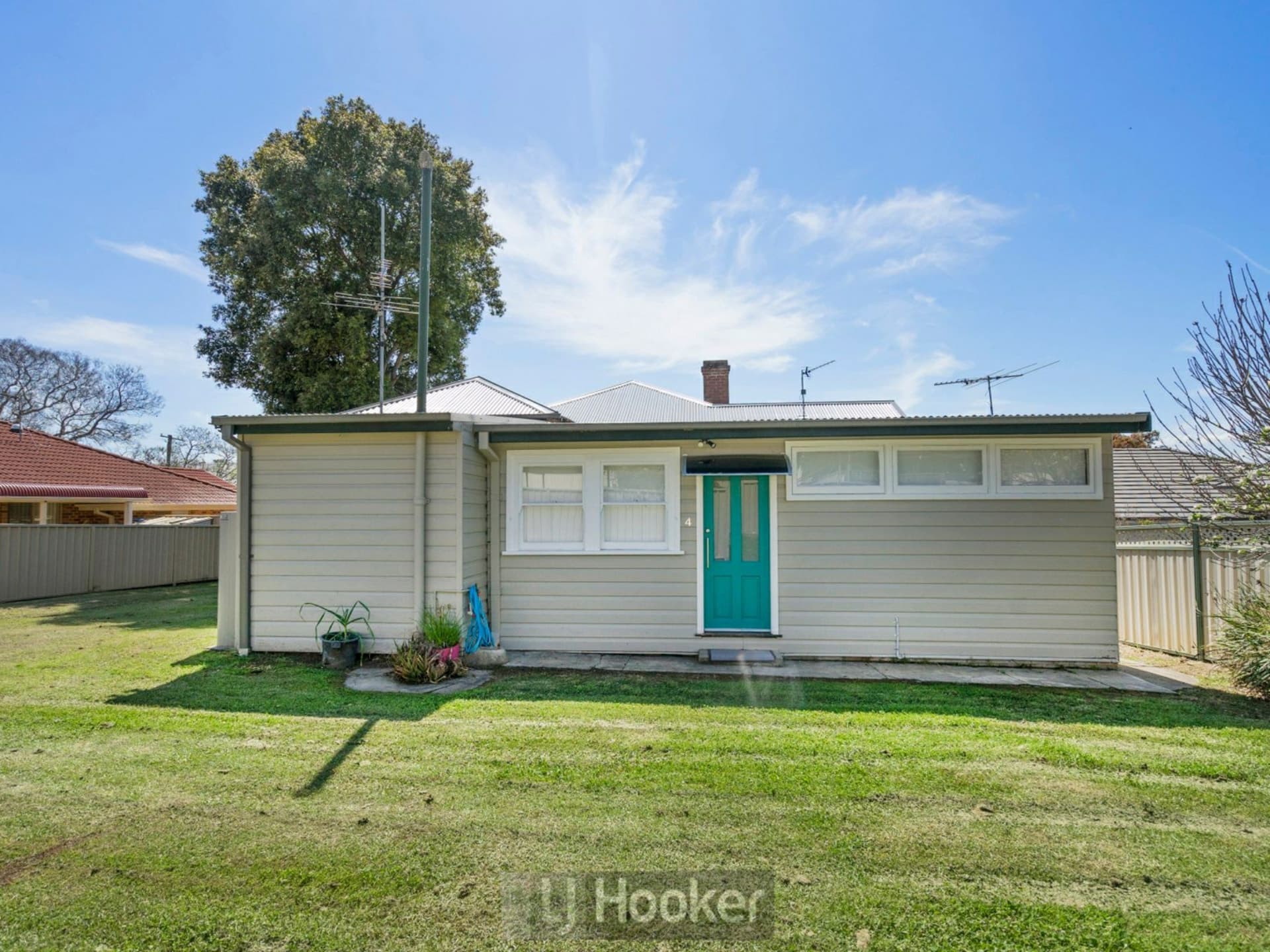 4/243 Maitland Road Cessnock NSW, Cessnock - Image 1