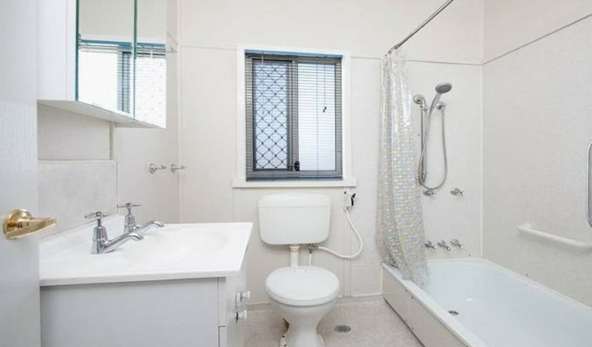 327 Hamilton Road Chermside QLD, Chermside - Thumbnail 7