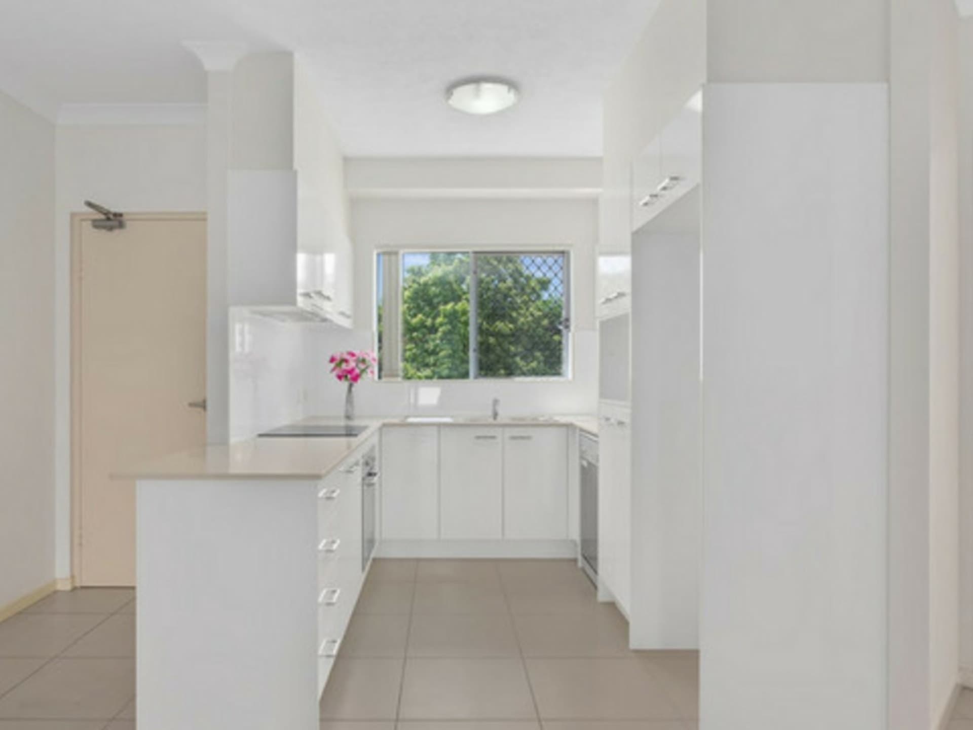 4/8 Kingsmill Street Chermside QLD, Chermside - Thumbnail 3