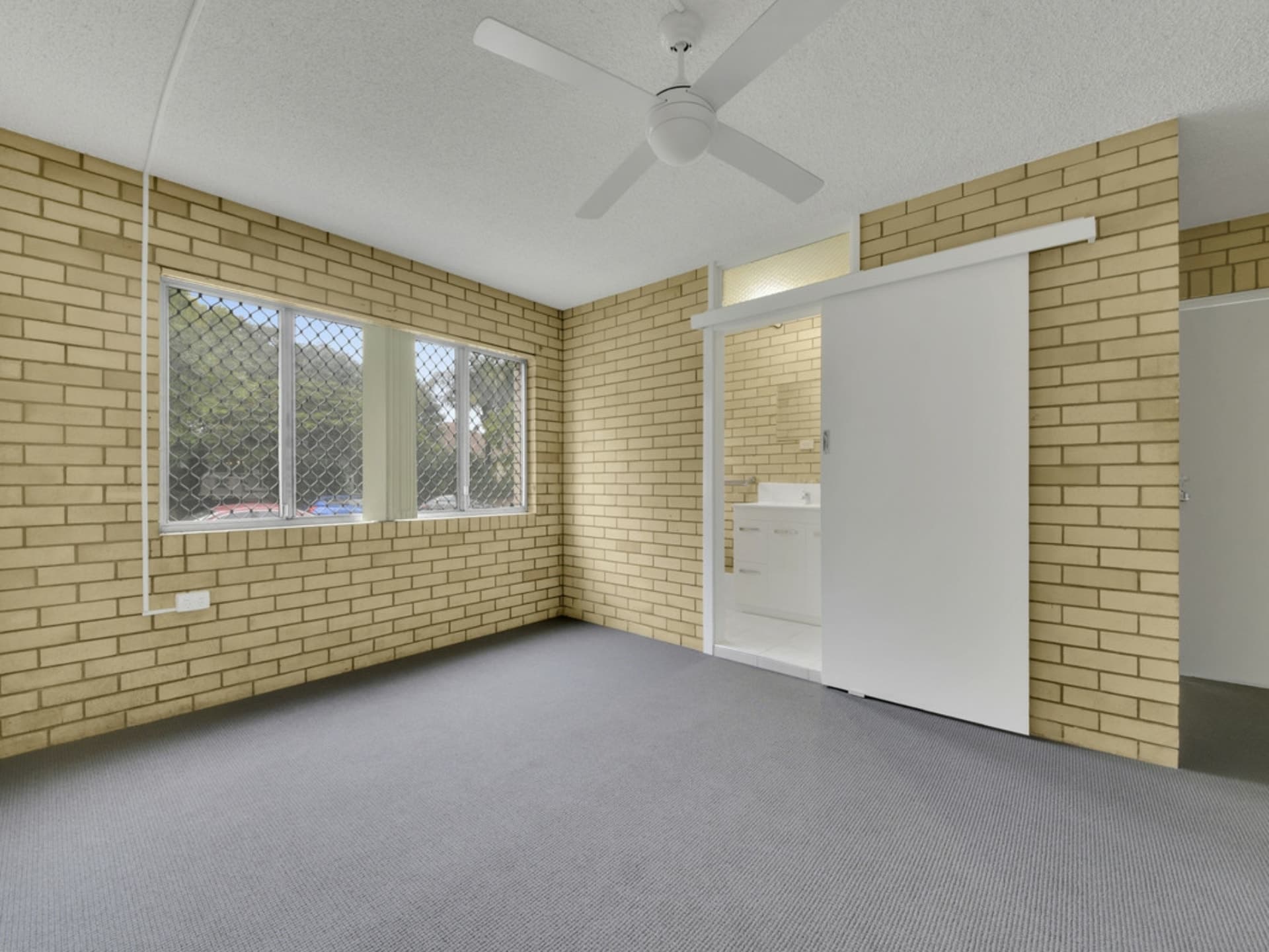 1/26 Hall Street Chermside QLD, Chermside - Thumbnail 3