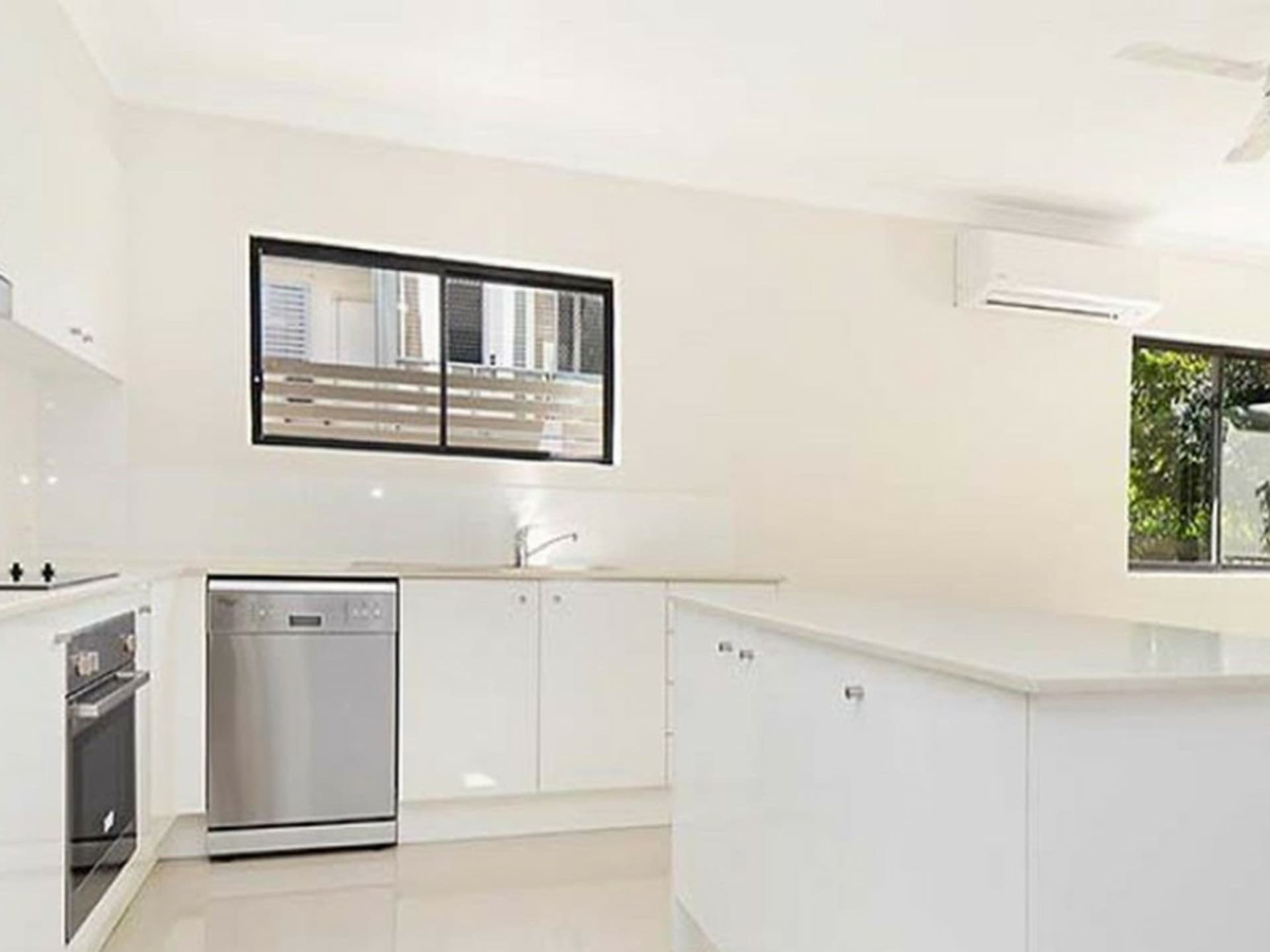 1/9 Greenbank Street Chermside QLD, Chermside - Thumbnail 3