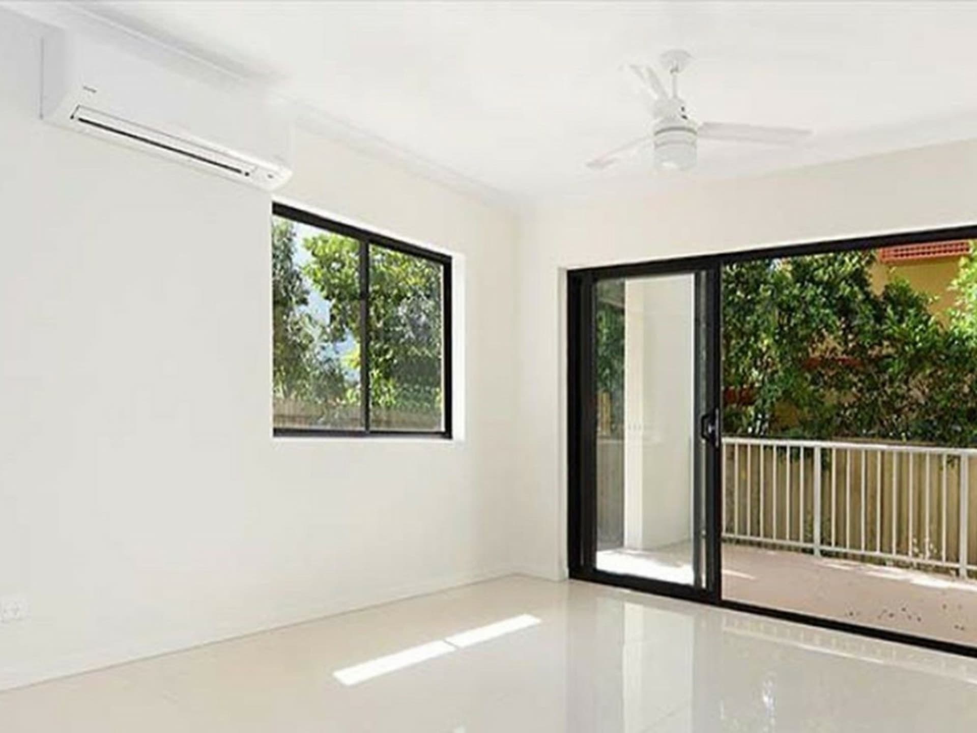 1/9 Greenbank Street Chermside QLD, Chermside - Thumbnail 4