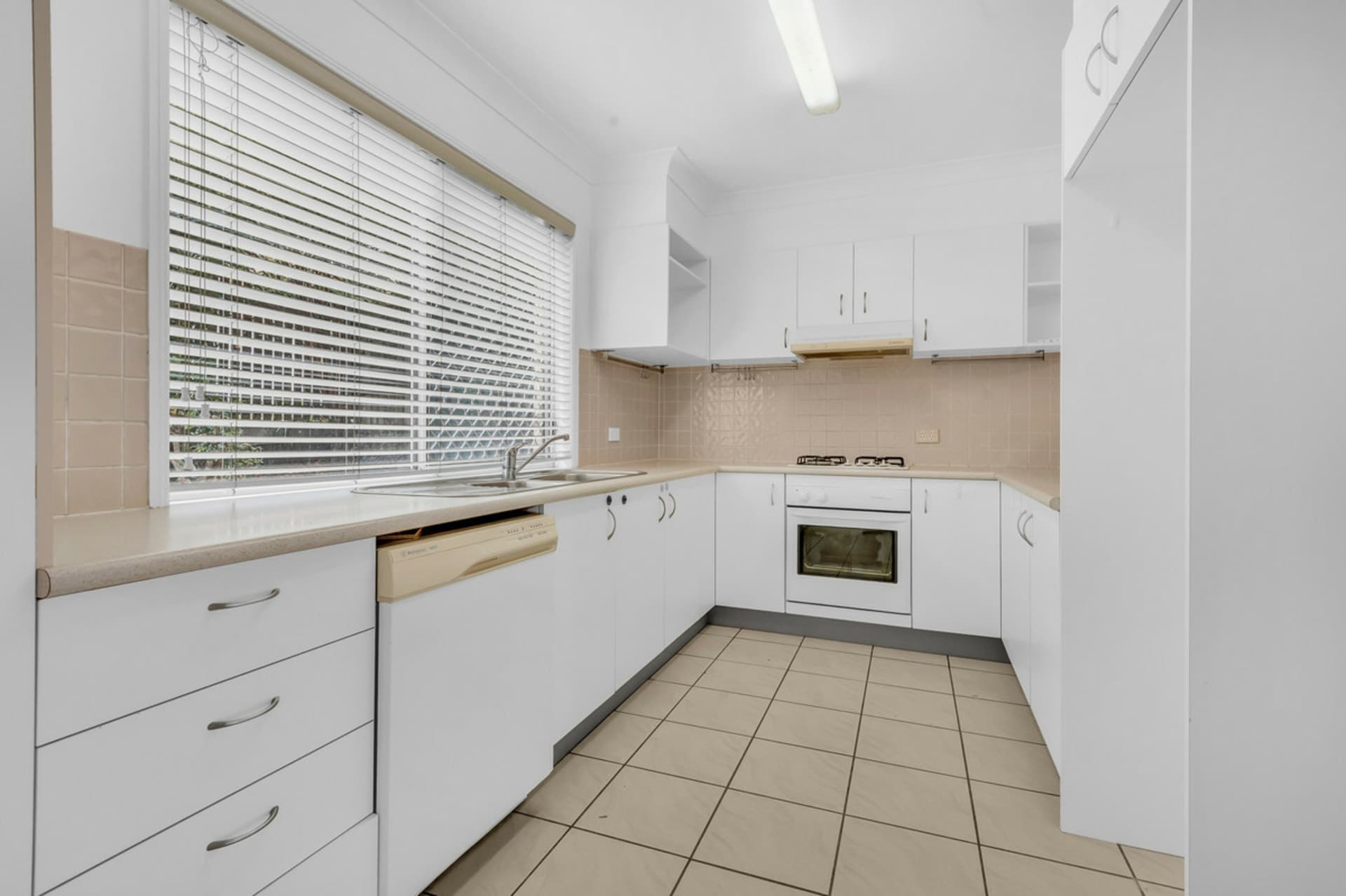 39 Farnell Street Chermside QLD, Chermside - Thumbnail 3