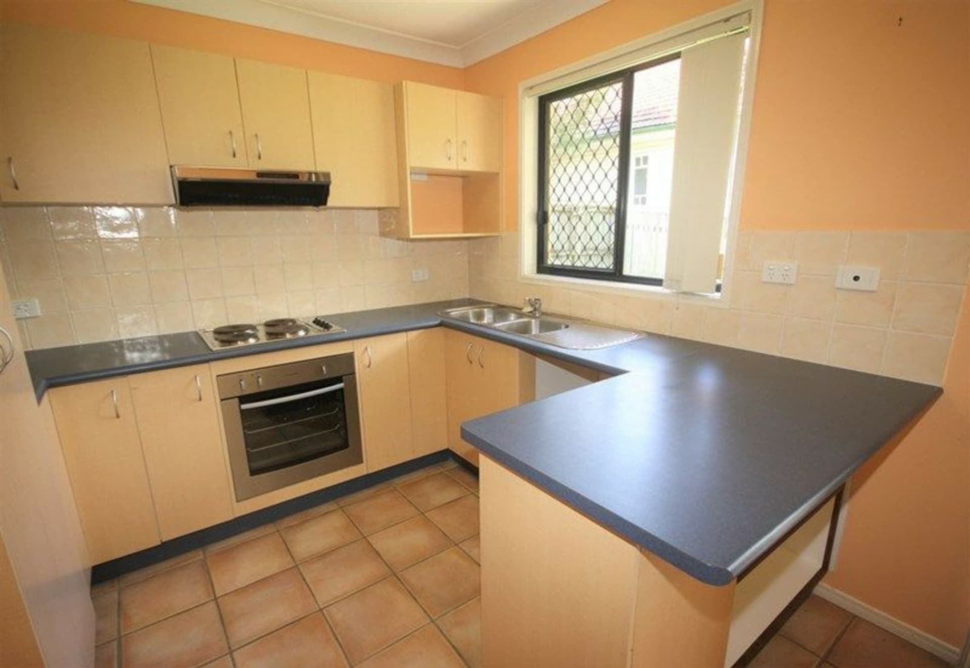 3/6 Rainey Street Chermside QLD, Chermside - Thumbnail 3