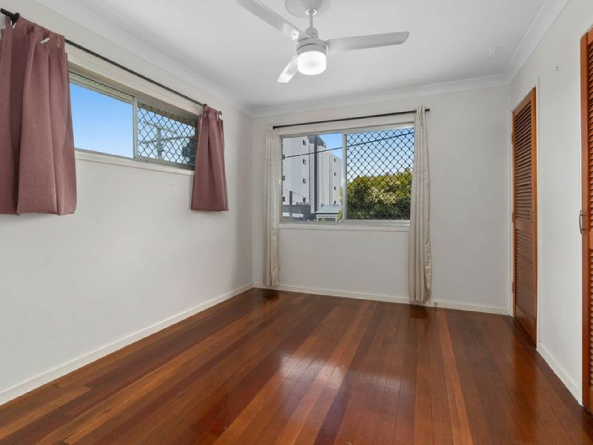 1/14 Hall Street Chermside QLD, Chermside - Thumbnail 5