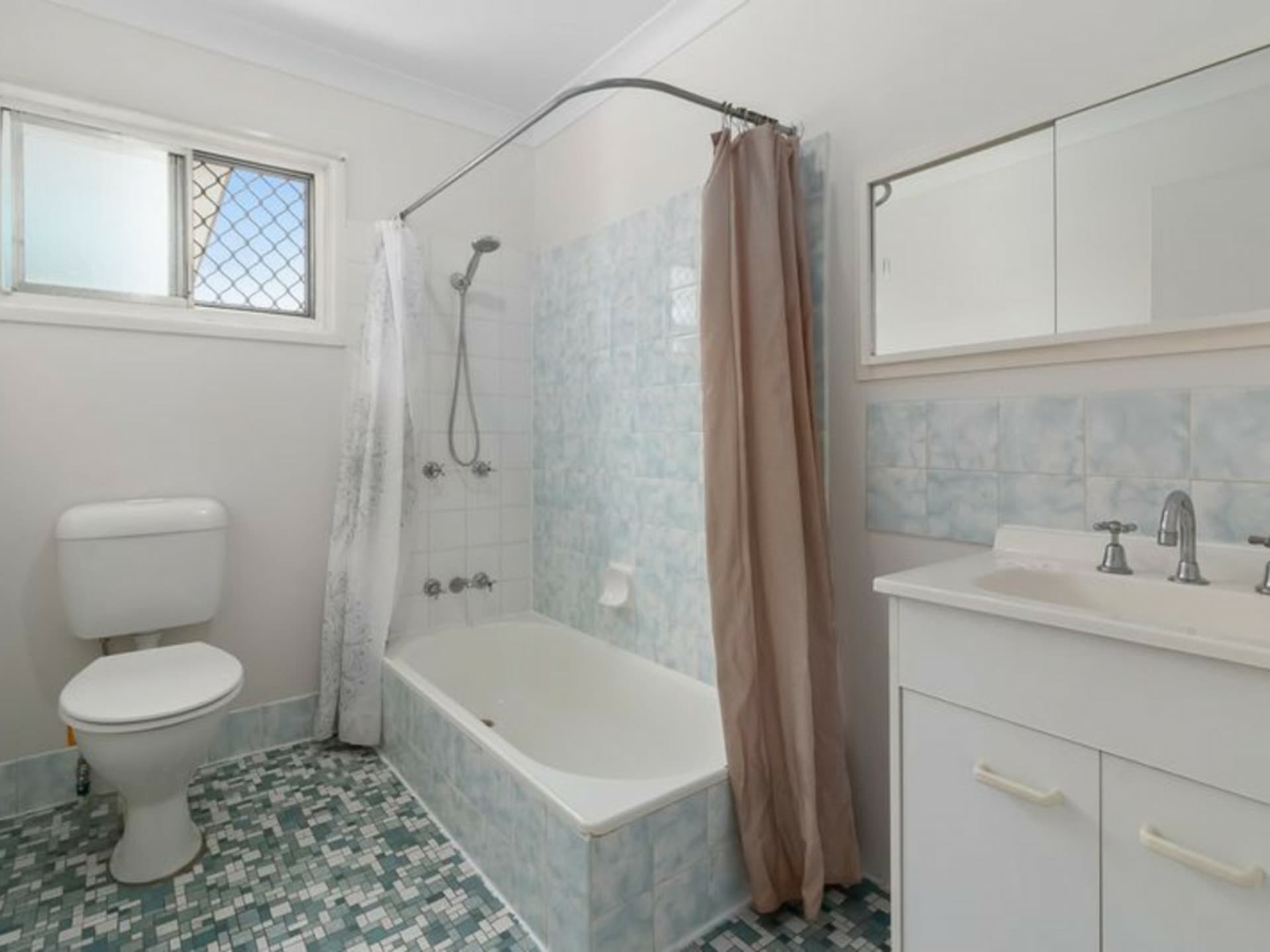 1/14 Hall Street Chermside QLD, Chermside - Thumbnail 7