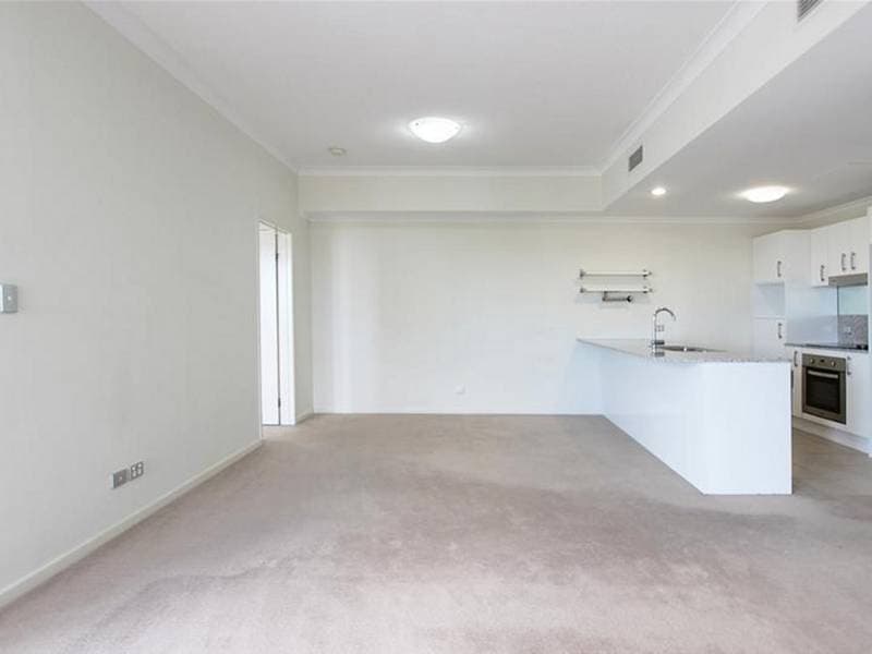 302/1 Kingsmill Street Chermside QLD, Chermside - Thumbnail 5