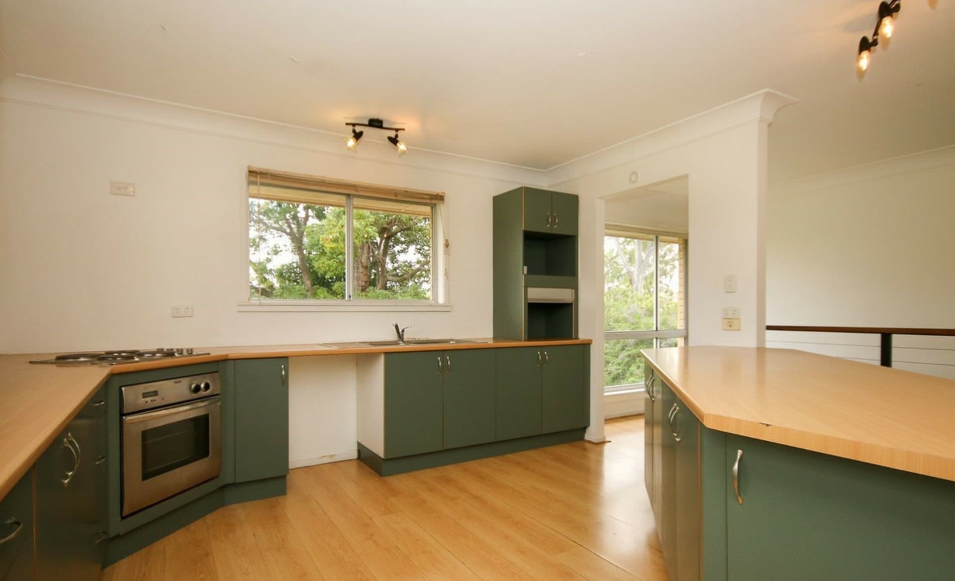 707 Hamilton Road Chermside West QLD, Chermside West - Thumbnail 3