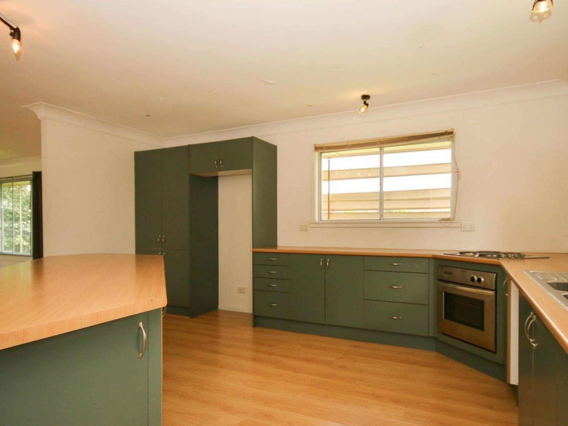 707 Hamilton Road Chermside West QLD, Chermside West - Thumbnail 3