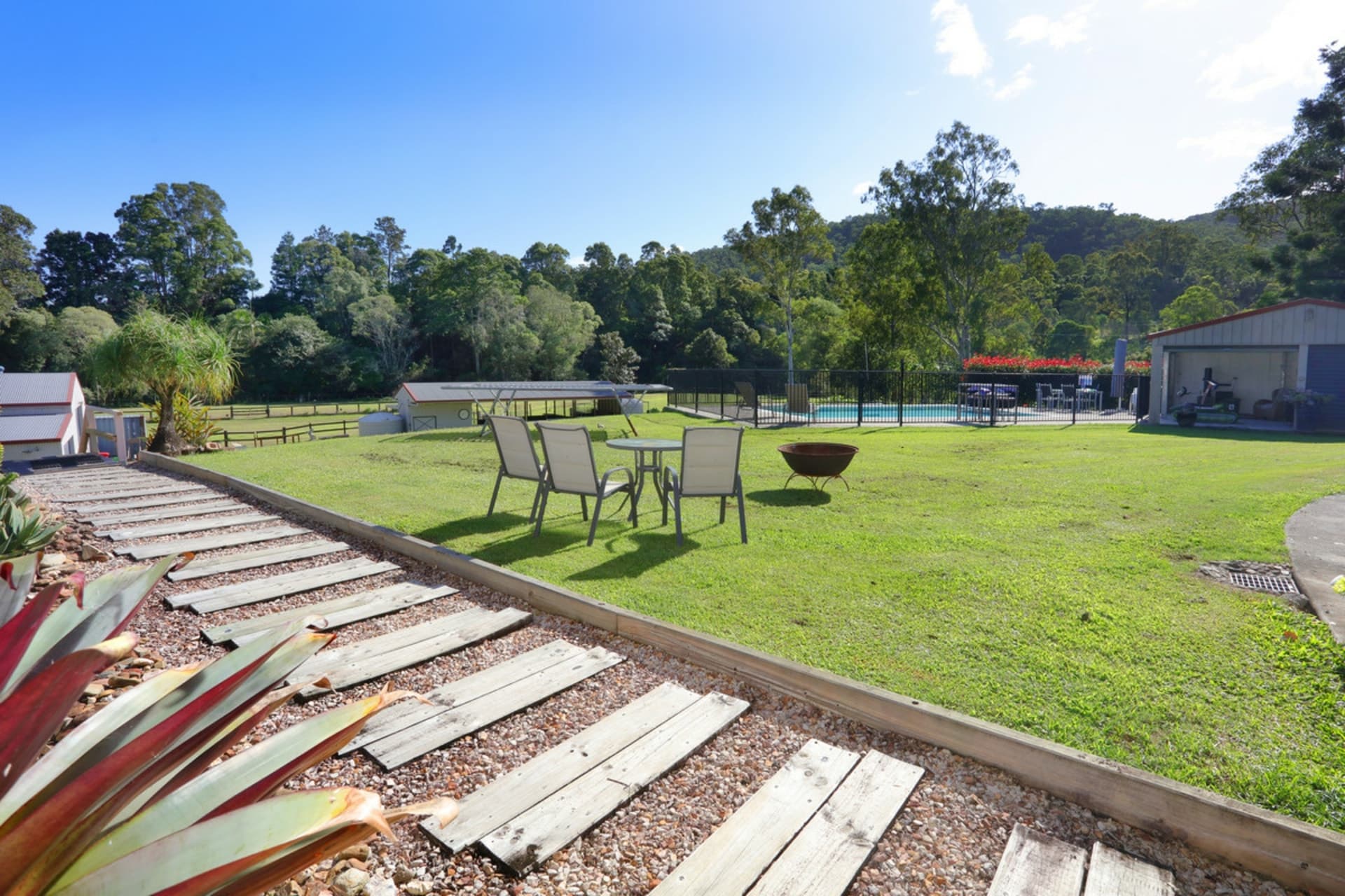16 Barcoo Court Clagiraba QLD, Clagiraba - Thumbnail 3