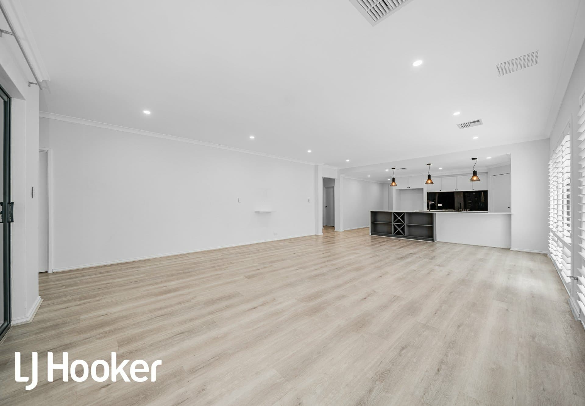 10 Woodmont Way Clarkson WA, Clarkson - Thumbnail 4