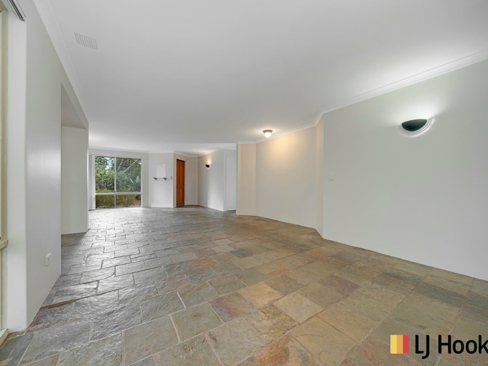 9 Nalder Way Clarkson WA, Clarkson - Thumbnail 7