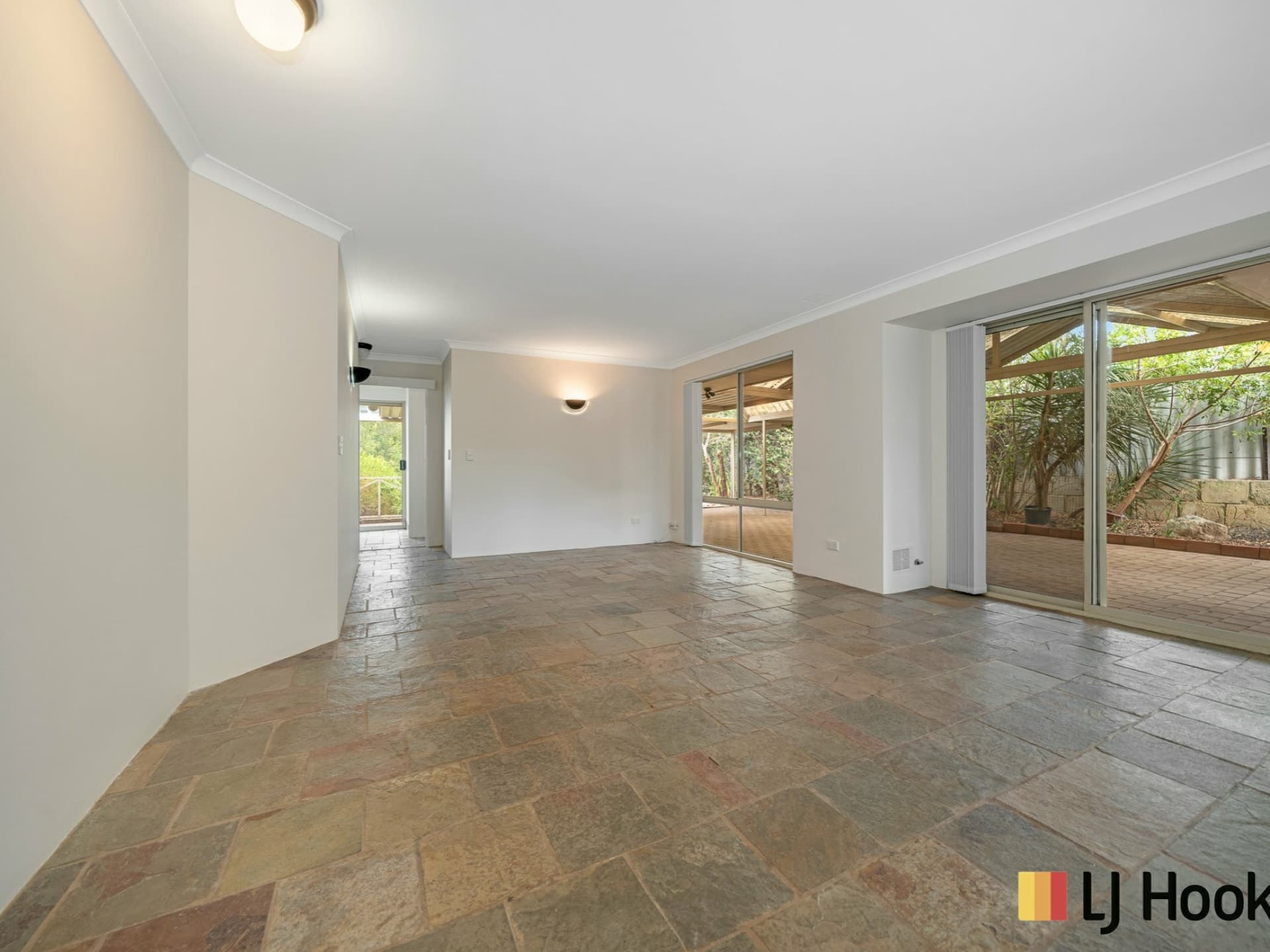 9 Nalder Way Clarkson WA, Clarkson - Thumbnail 8