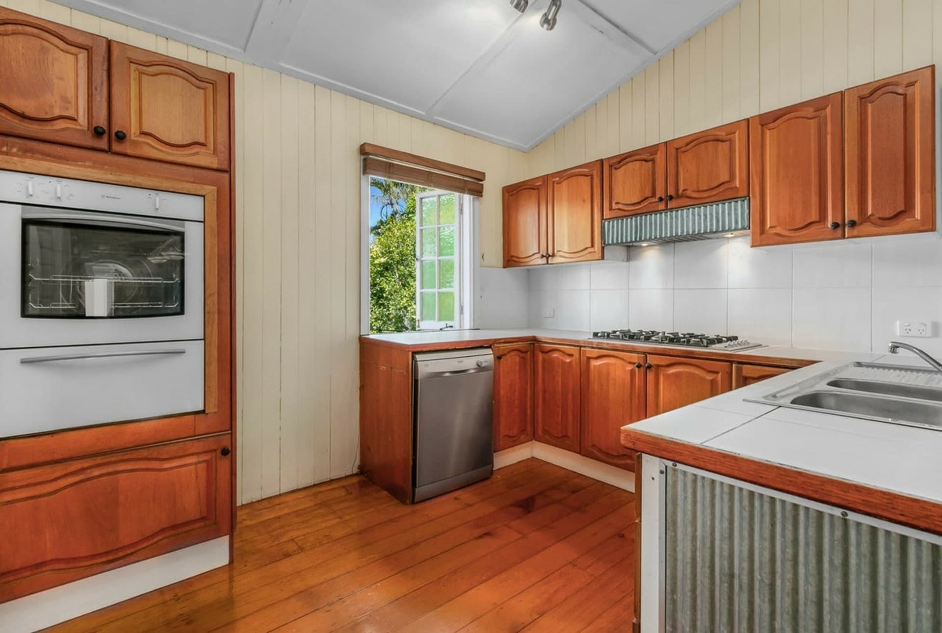 10a Morrison Road Clayfield QLD, Clayfield - Thumbnail 5