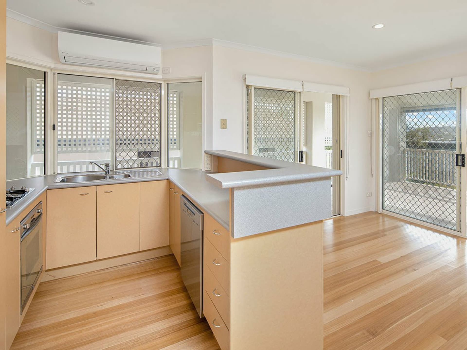 3/15 Miles Street Clayfield QLD, Clayfield - Thumbnail 3