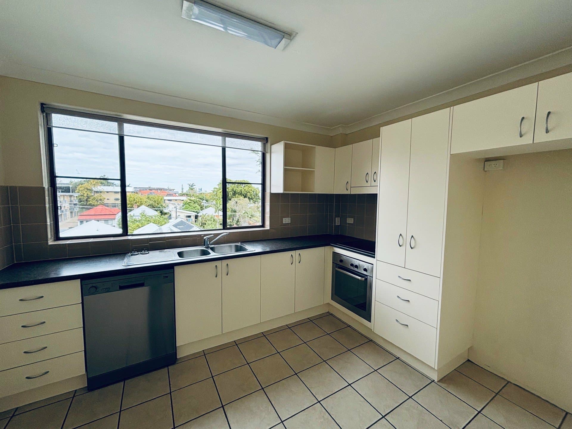 6/86 Bellevue Terrace Clayfield QLD, Clayfield - Image 1