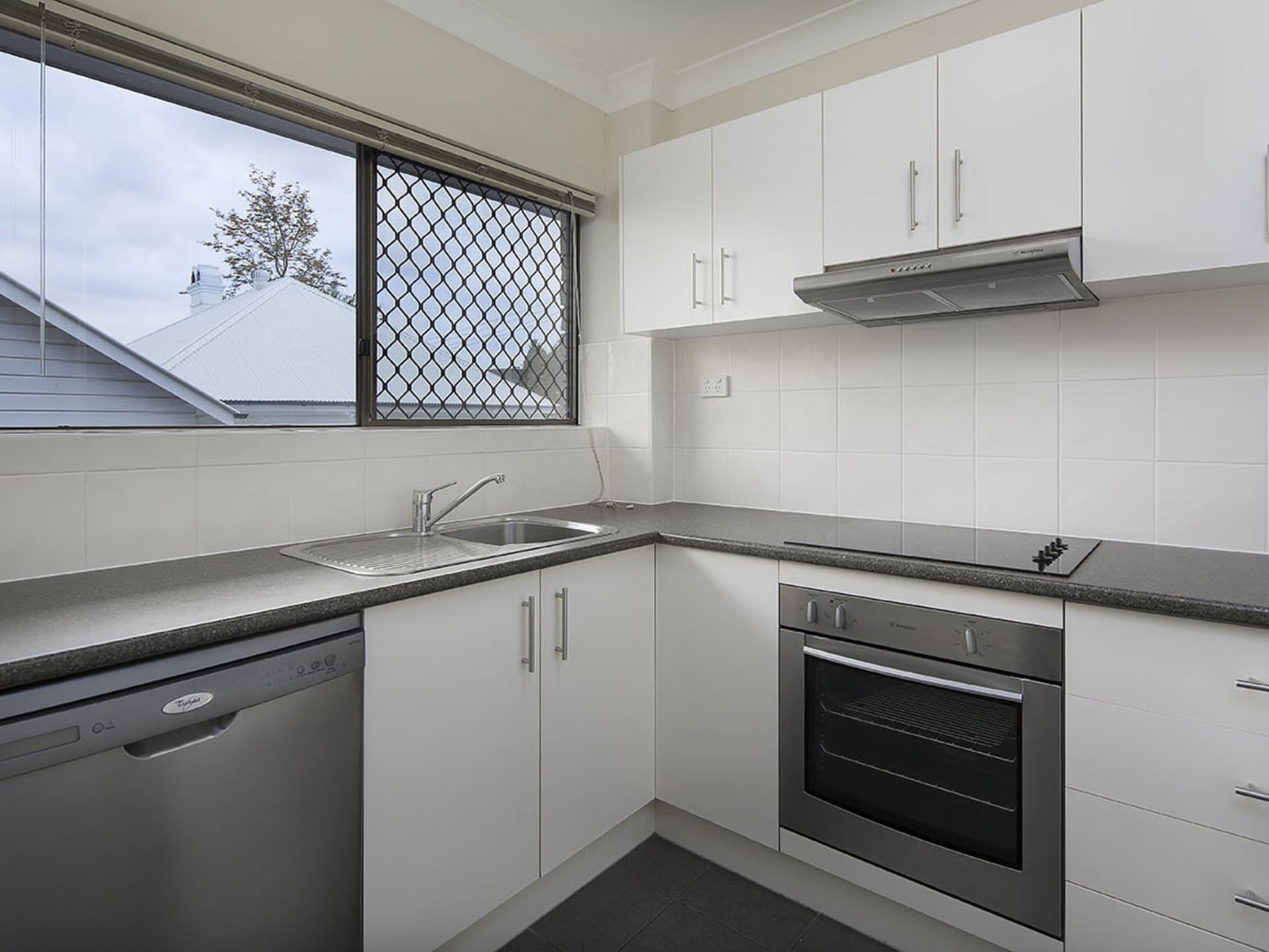 2/86 Bellevue Terrace Clayfield QLD, Clayfield - Thumbnail 4