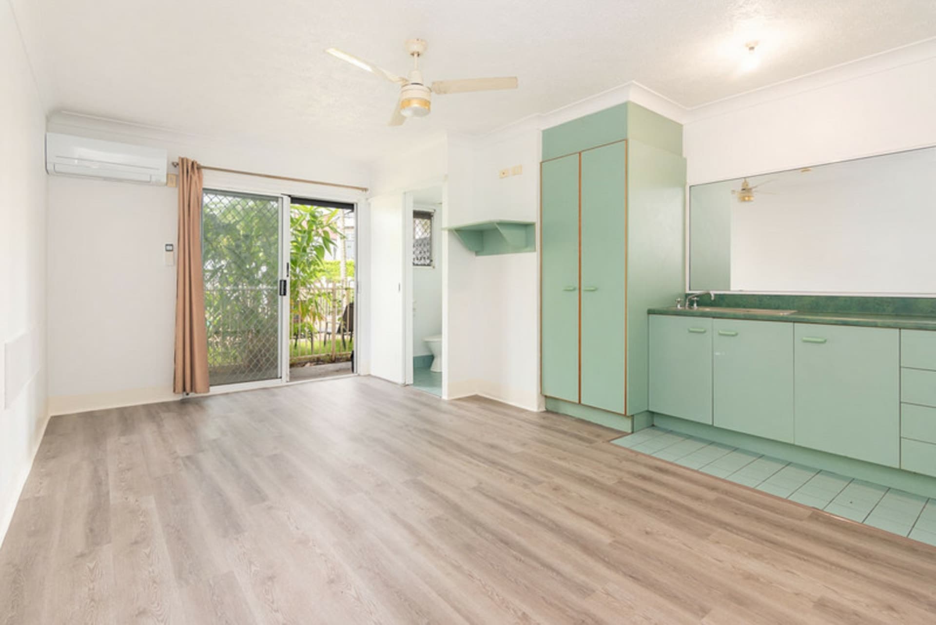 2/592 Sandgate Road Clayfield QLD, Clayfield - Thumbnail 3