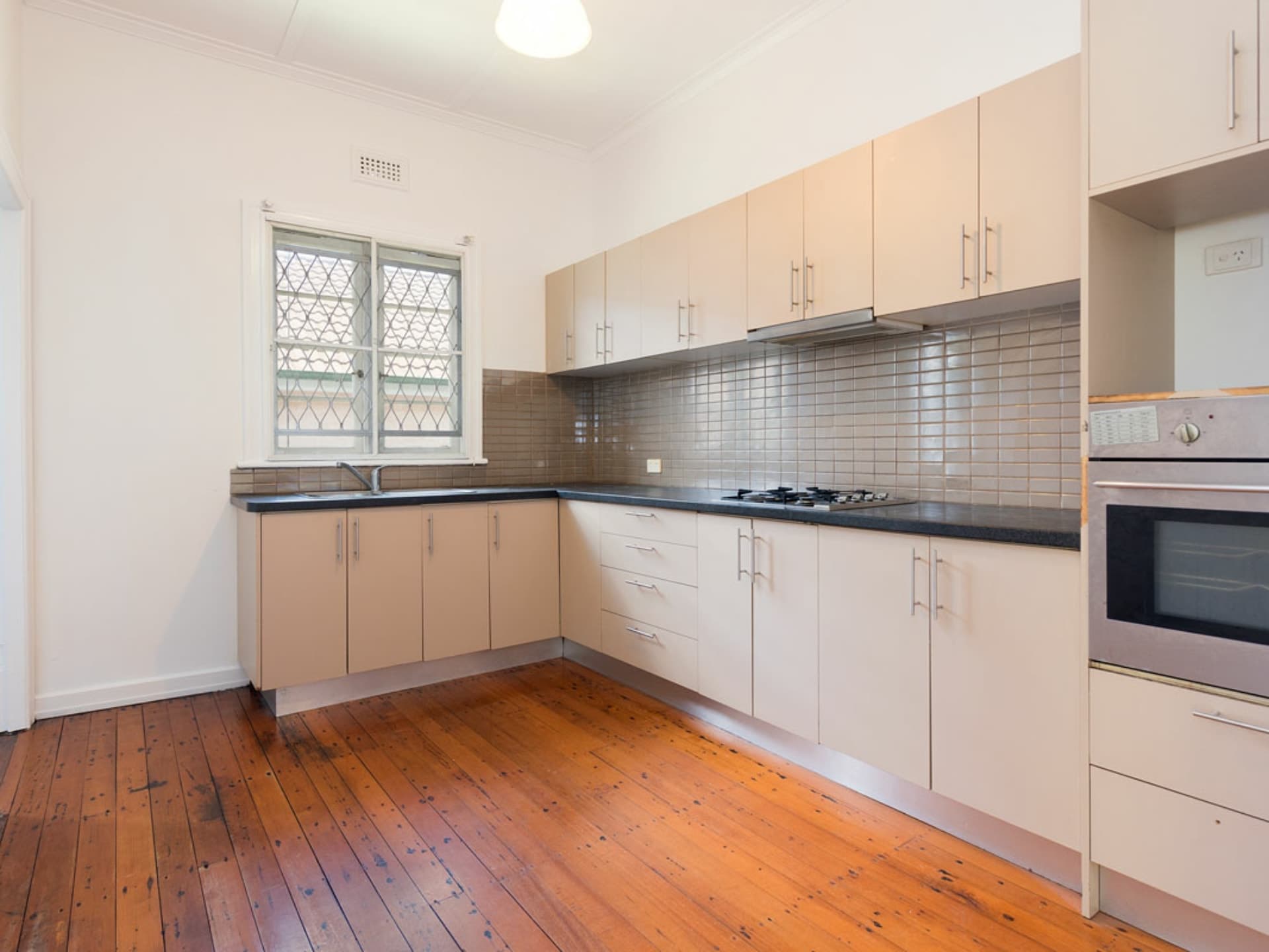 10 Winifred Street Clayfield QLD, Clayfield - Thumbnail 4