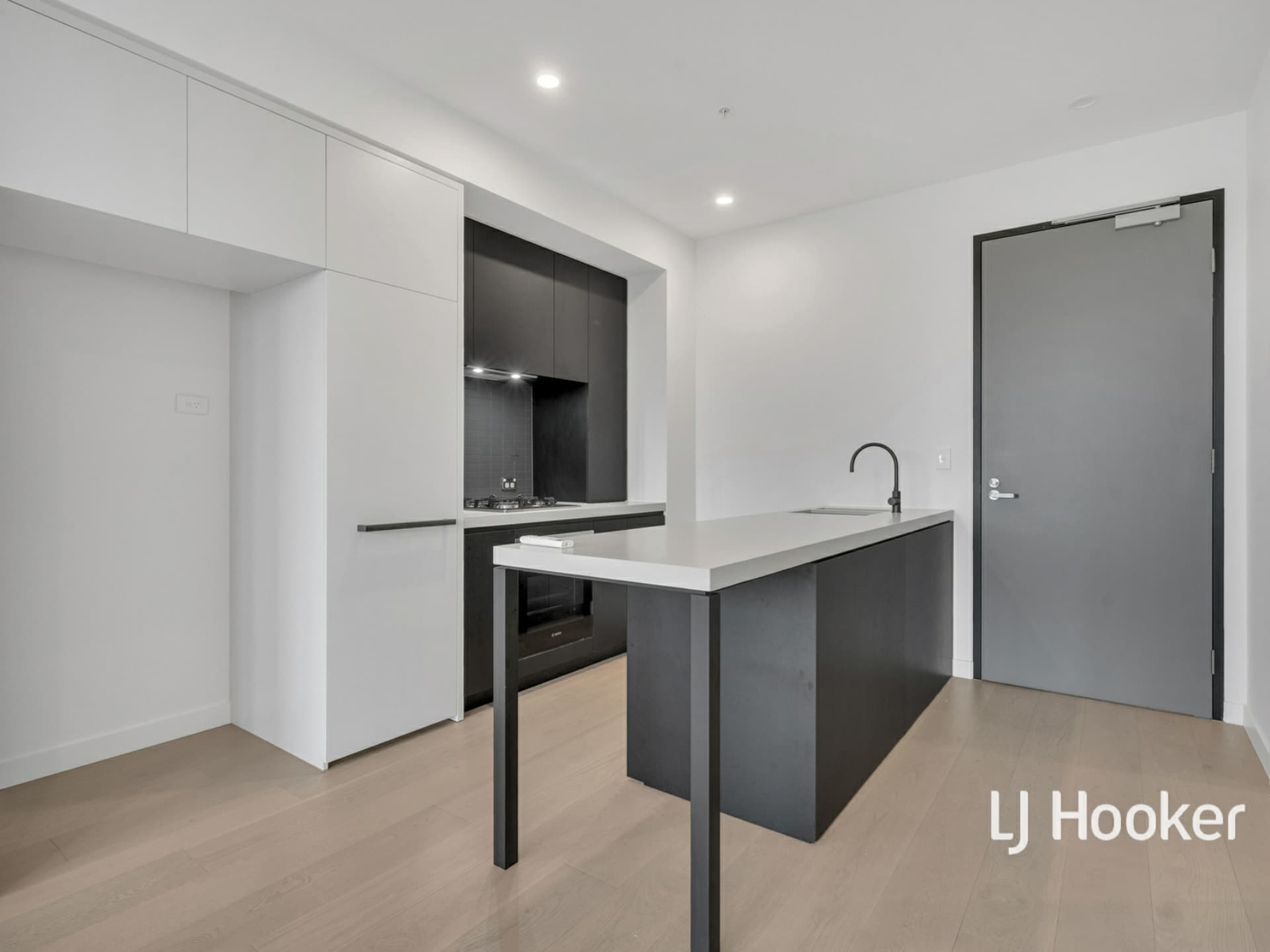 203B/1408 Centre Road Clayton South VIC, Clayton South - Thumbnail 2