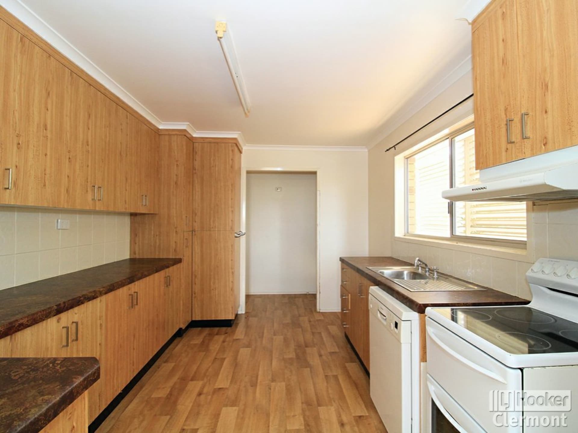 4 O'Donnell Court Clermont QLD, Clermont - Thumbnail 6