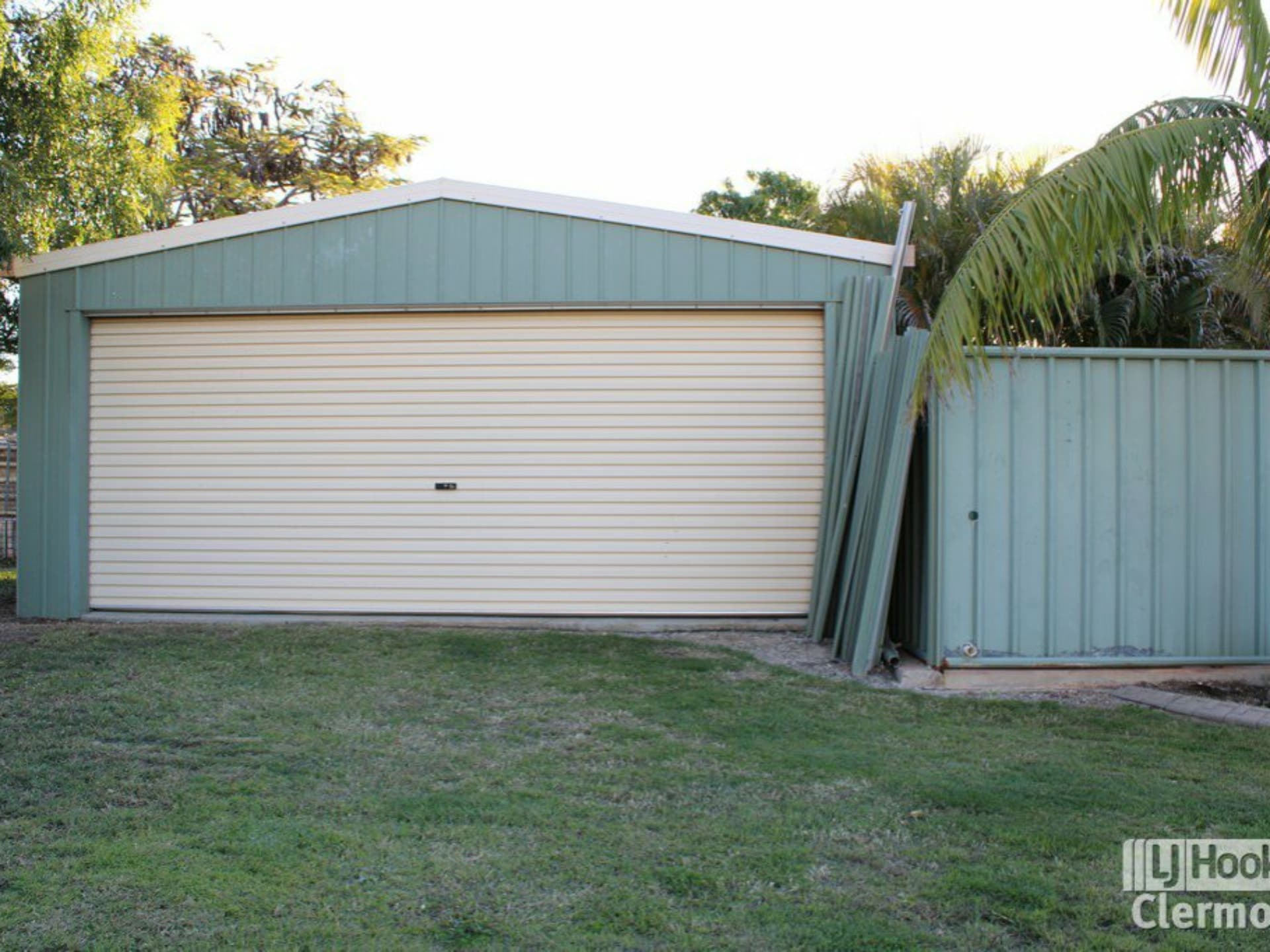 17 Box Street Clermont QLD, Clermont - Image 1
