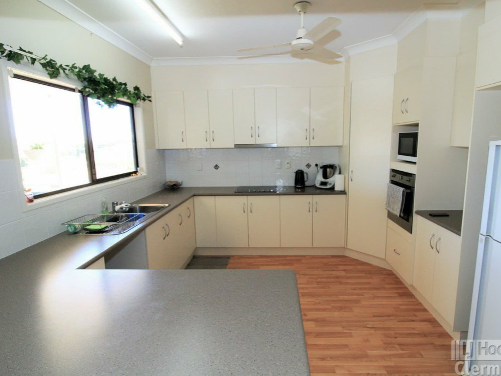 12 Samson Street Clermont QLD, Clermont - Thumbnail 3