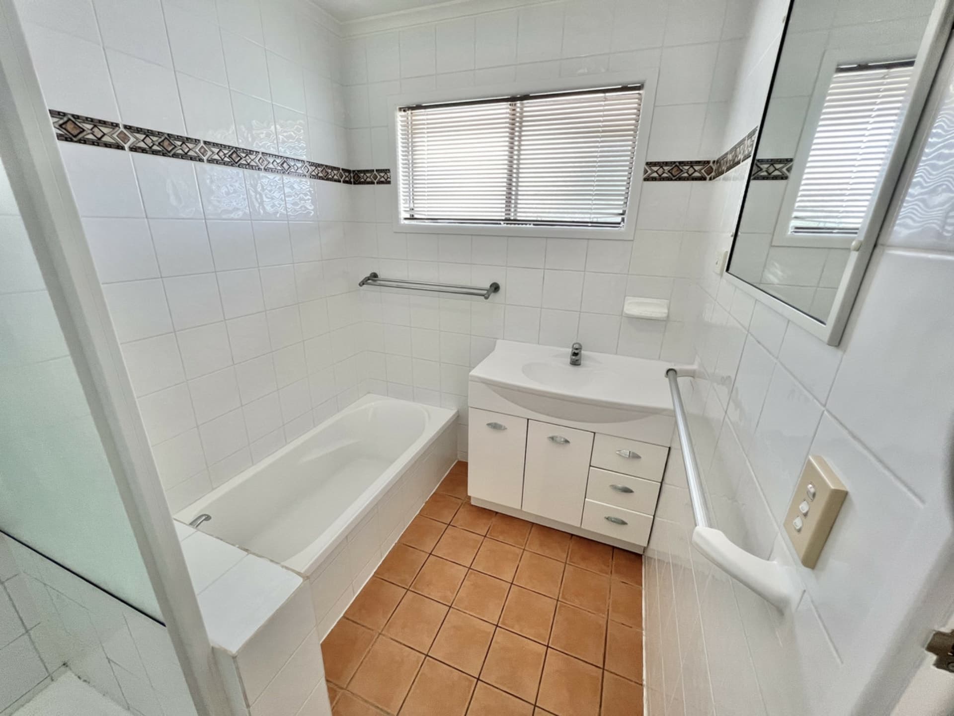 9 Blake Street Cleveland QLD, Cleveland - Image 1