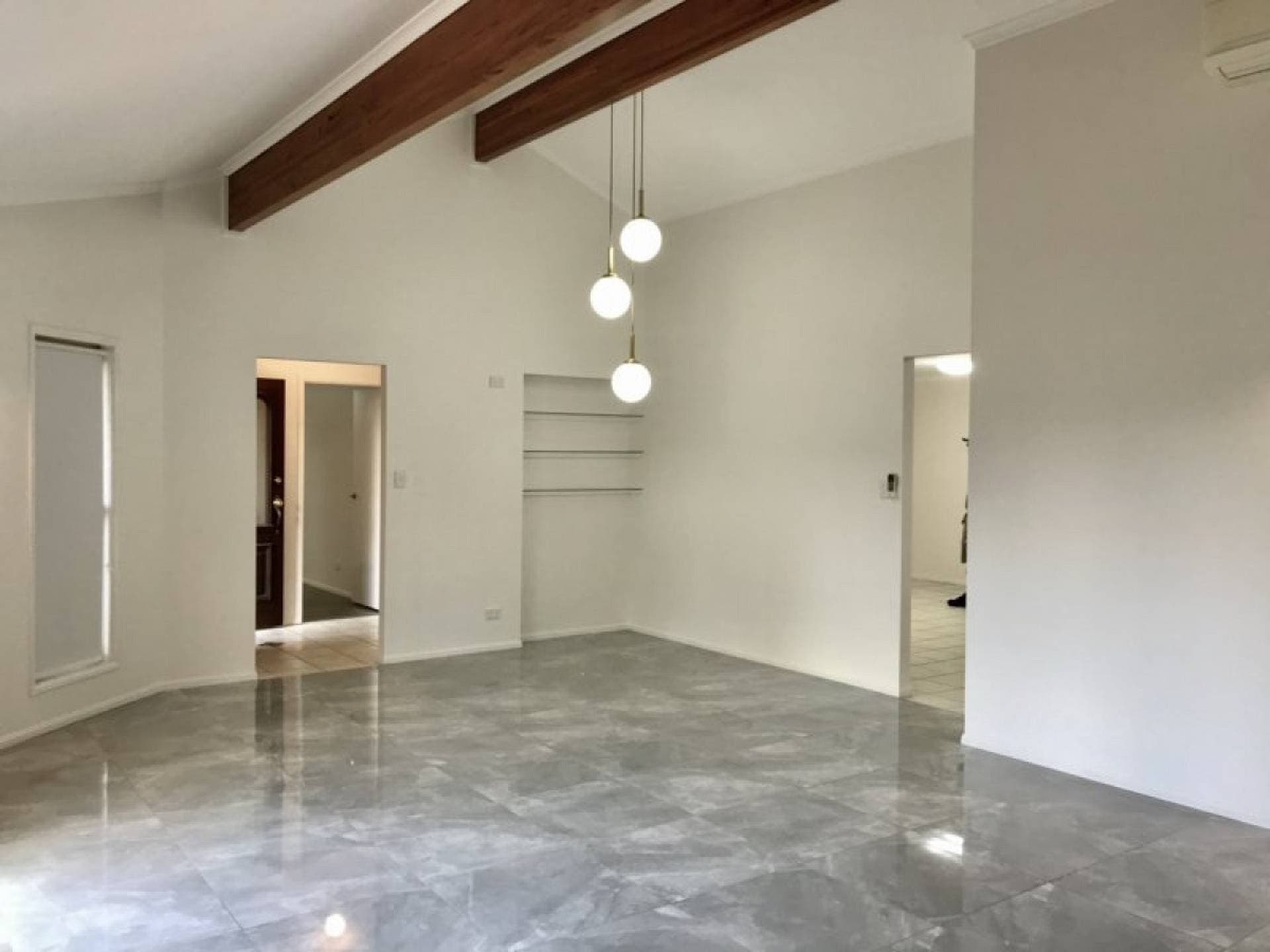 4 Harding Crescent Cleveland QLD, Cleveland - Thumbnail 3