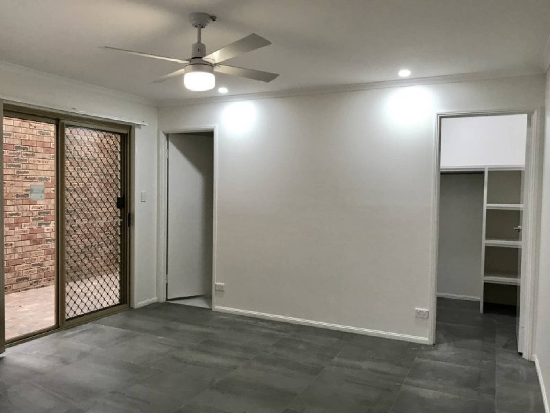 4 Harding Crescent Cleveland QLD, Cleveland - Thumbnail 6