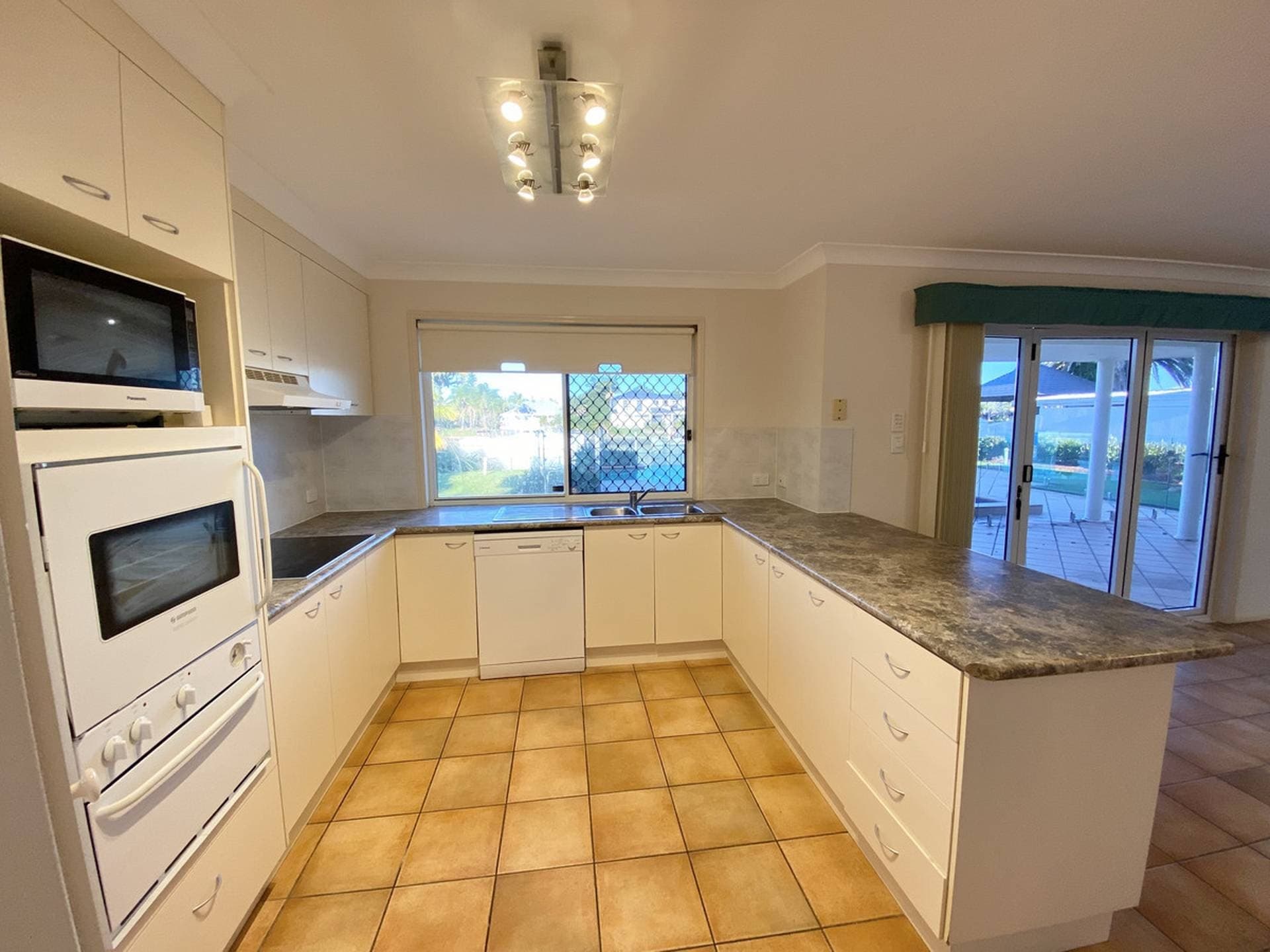 6 Piermont Place Cleveland QLD, Cleveland - Thumbnail 5