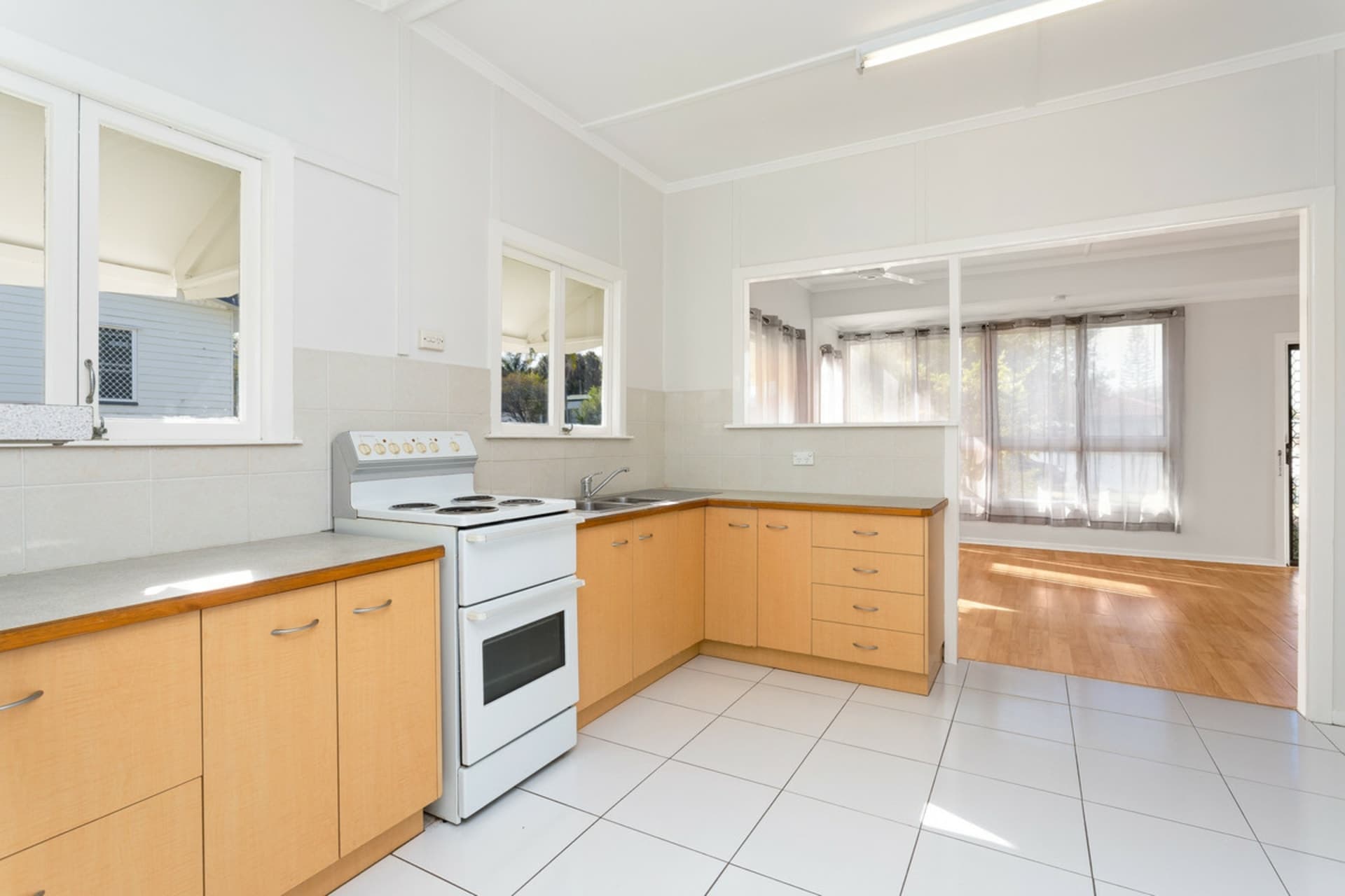 12 Ralph Street Clontarf QLD, Clontarf - Thumbnail 4